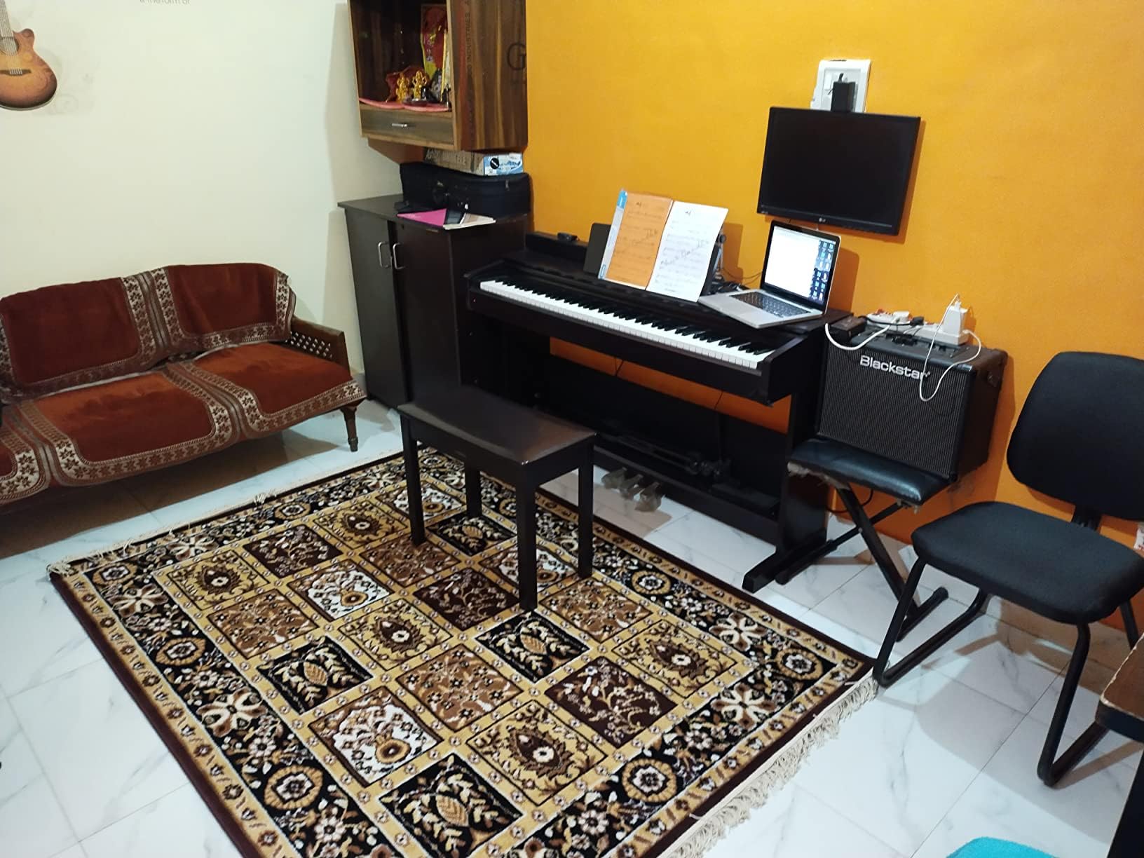 Sifa Carpet Floral Design Soft Acrylic Carpet For Living Room- 5X7 Feet Brown Color (150X200 Cm, Rectangular)