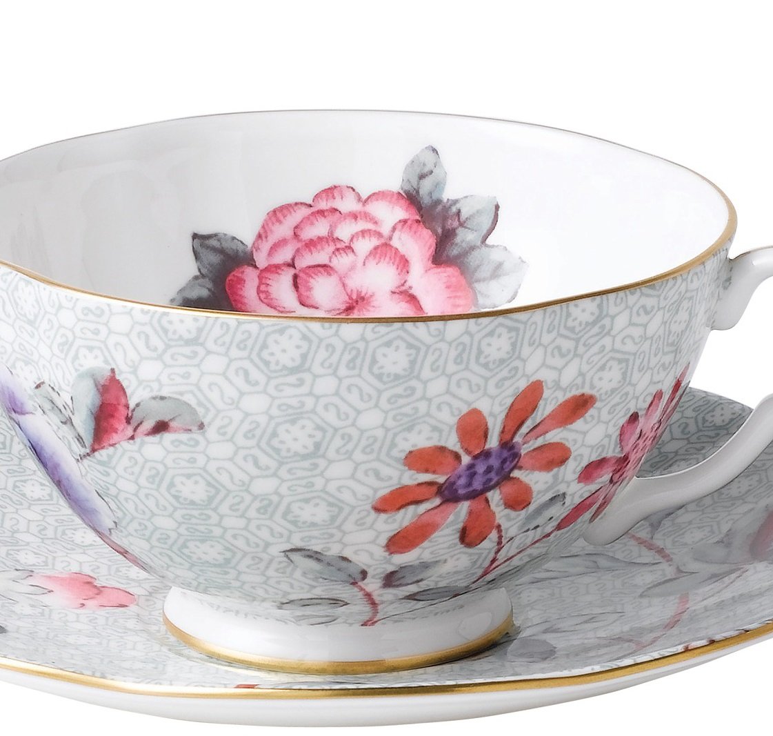 Wedgwood Cuckoo Teacup & Saucer Set  6 oz  Green