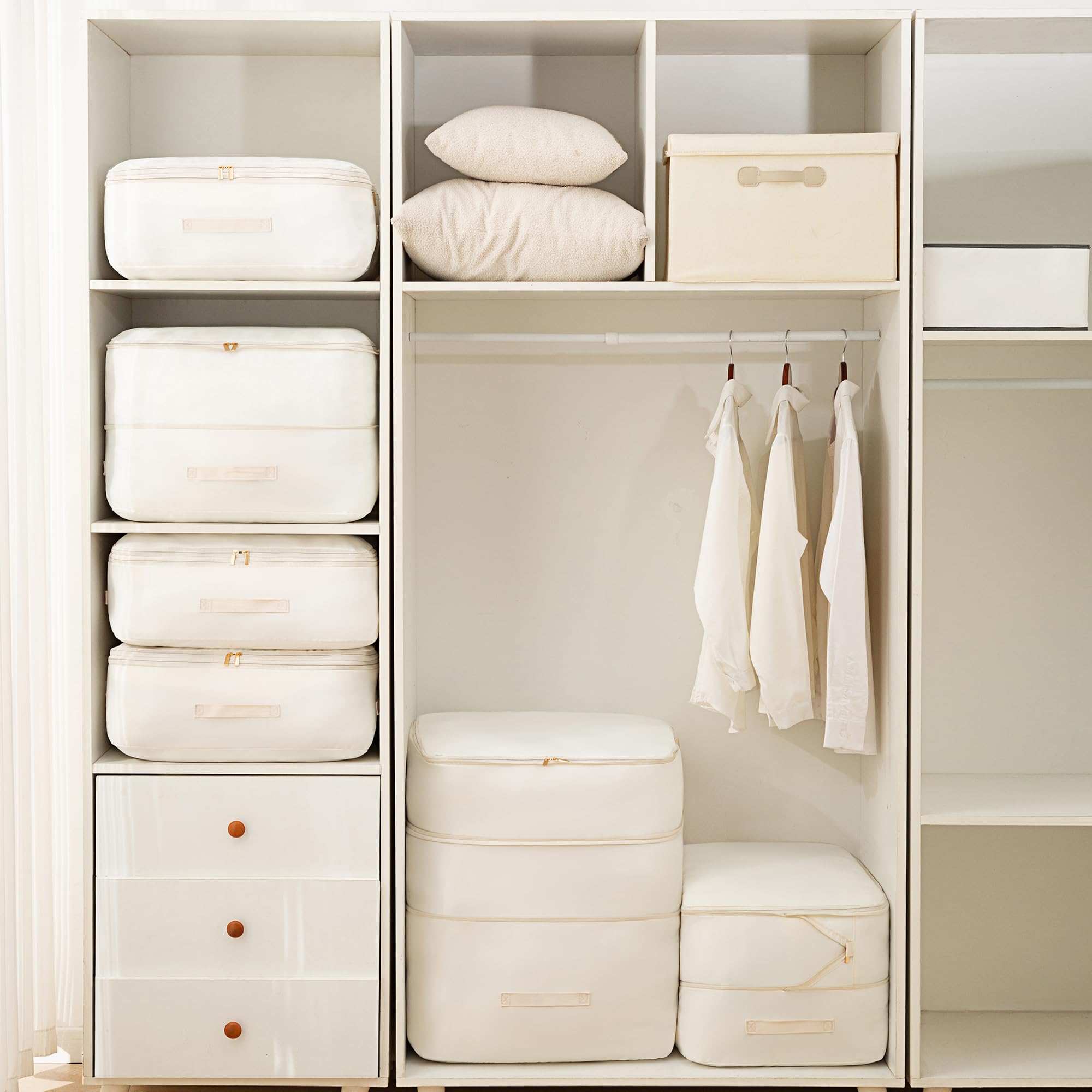 Fivaran Ultra Space Saving Self Compression Organizer, Comforter Storage Bag for Clothes, Blankets, Pillows, Duvet, Comforters,