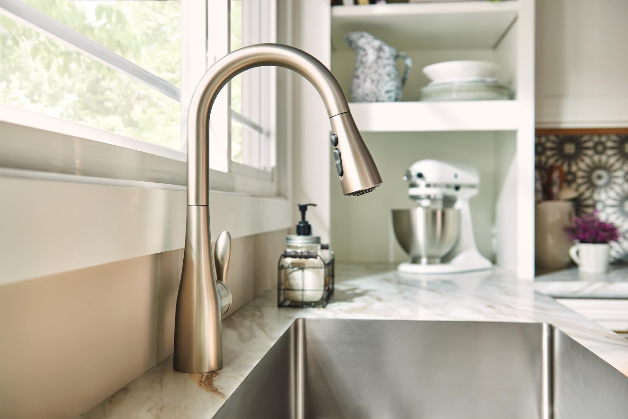 Moen Arbor Spot Resist Stainless One-Handle Pulldown Kitchen Faucet With Sprayer And A Reflex Docking System, Kitchen Sink Fauce