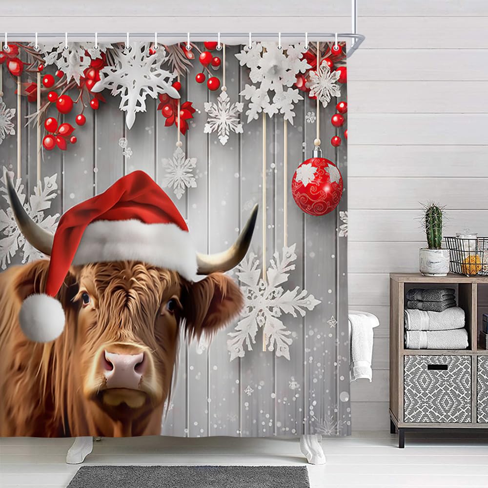 Highland Cow Christmas Shower Curtain, Funny Animals On Rustic Wooden Board Winter Farmhouse Snow Bathroom Bathtubs Decor, Polye