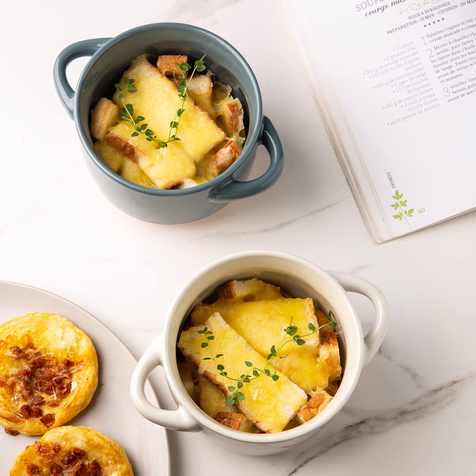 Amorarc 24 Ounces Soup Bowls With Large Handles And Lids, Stoneware Bowls Set Of 2 For Soup, Cereal, Stew, Noodle, Colourful Cer