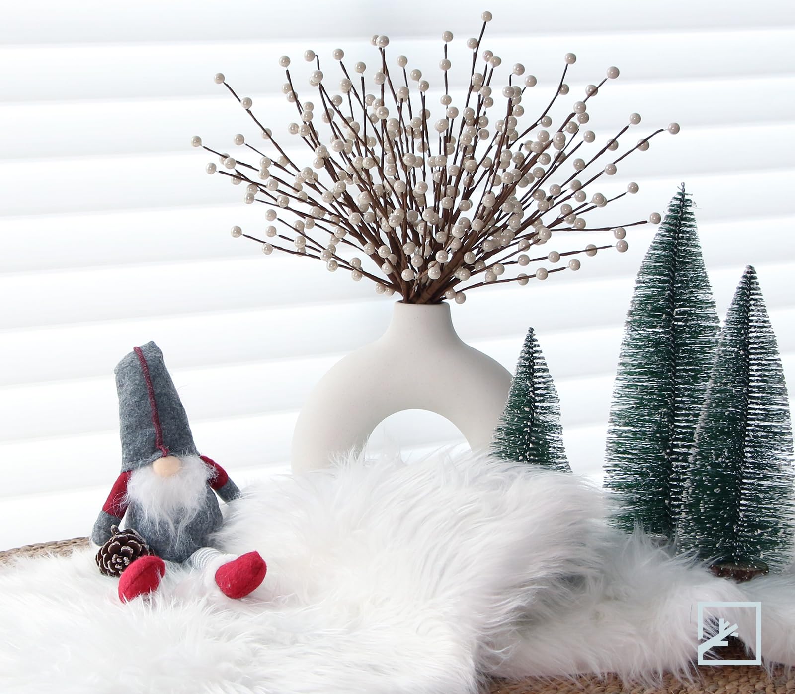ZIFTY 10Pcs Christmas Tree Picks and Sprays Artificial Holly Berry Stem, 16.5 Inch Berry Picks Decorative Wire Branch Sprays for