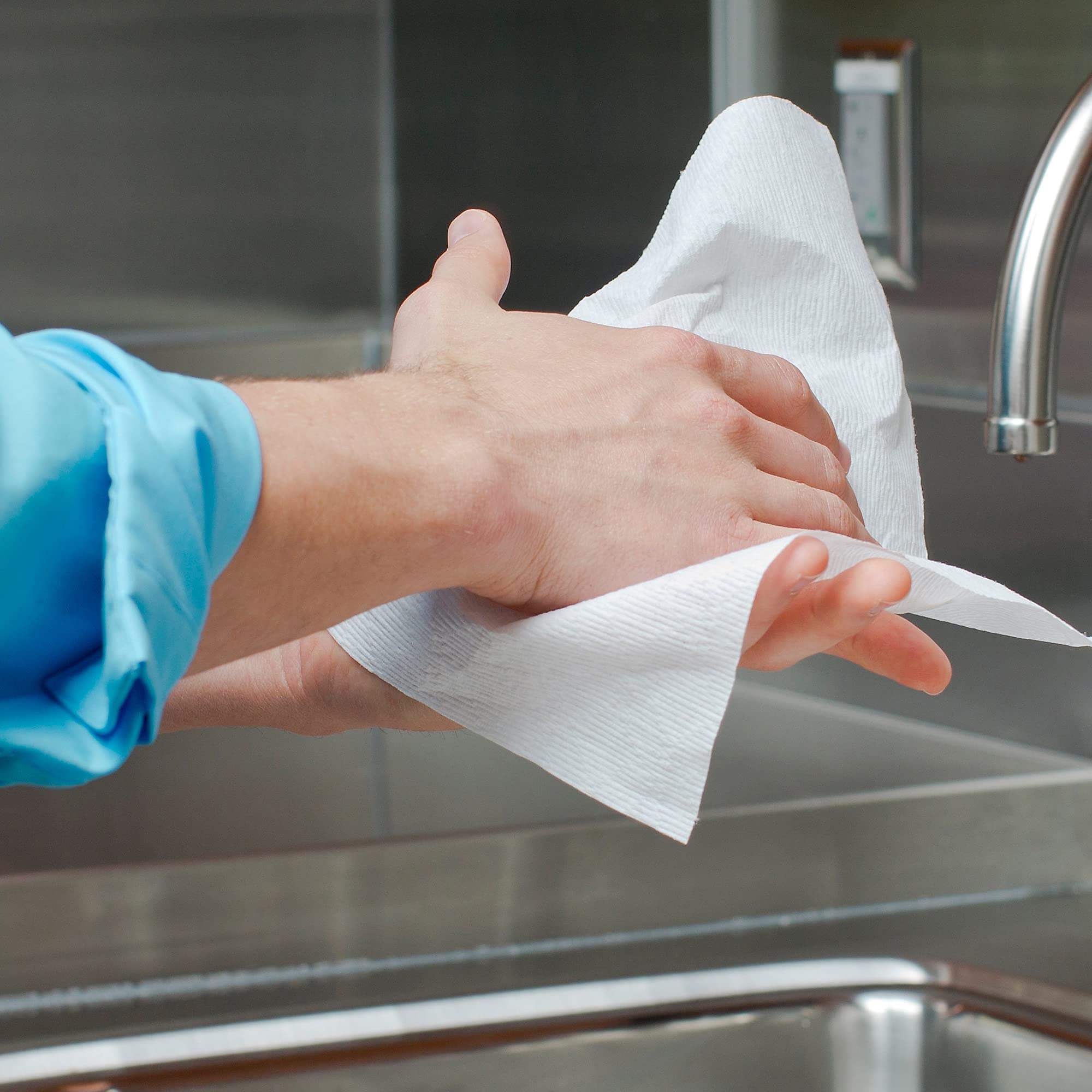 Scott Control Hand Towels Slimfold (04442) With Fast-Drying Absorbency Pockets, White, 90 Towels / Clip, 24 Packs / Case, 90 Cou