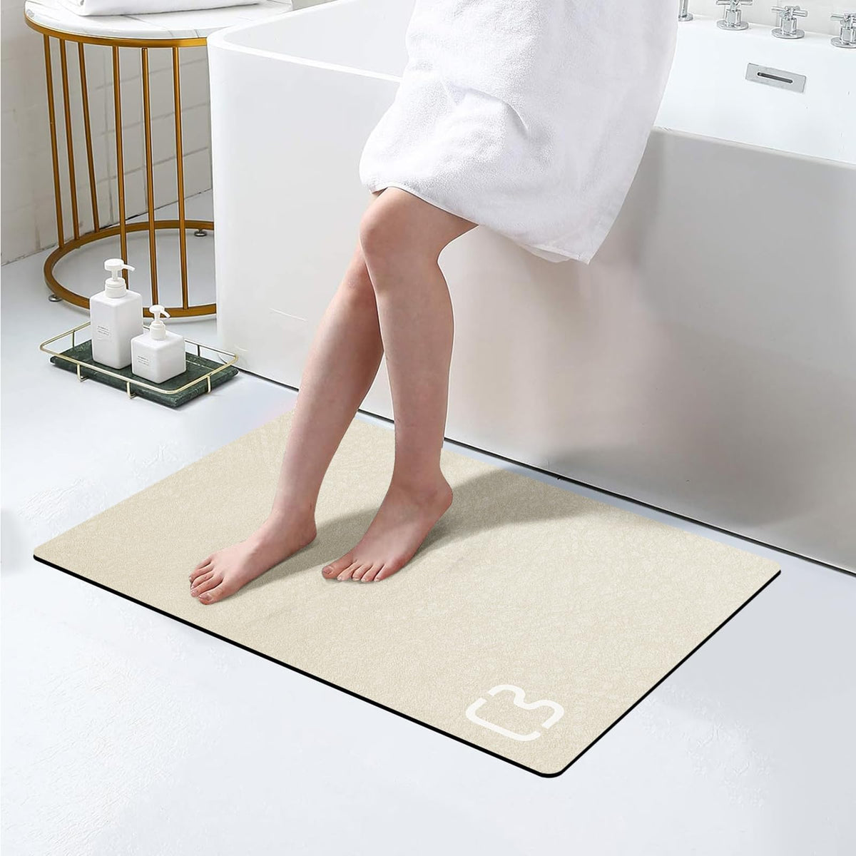 Beige Bathroom Mat Rugs 17'' X 32'' Super Absorbent Quick Drying Diatomaceous Earth Bath Mats For Bathroom Non Slip Rubber Backe