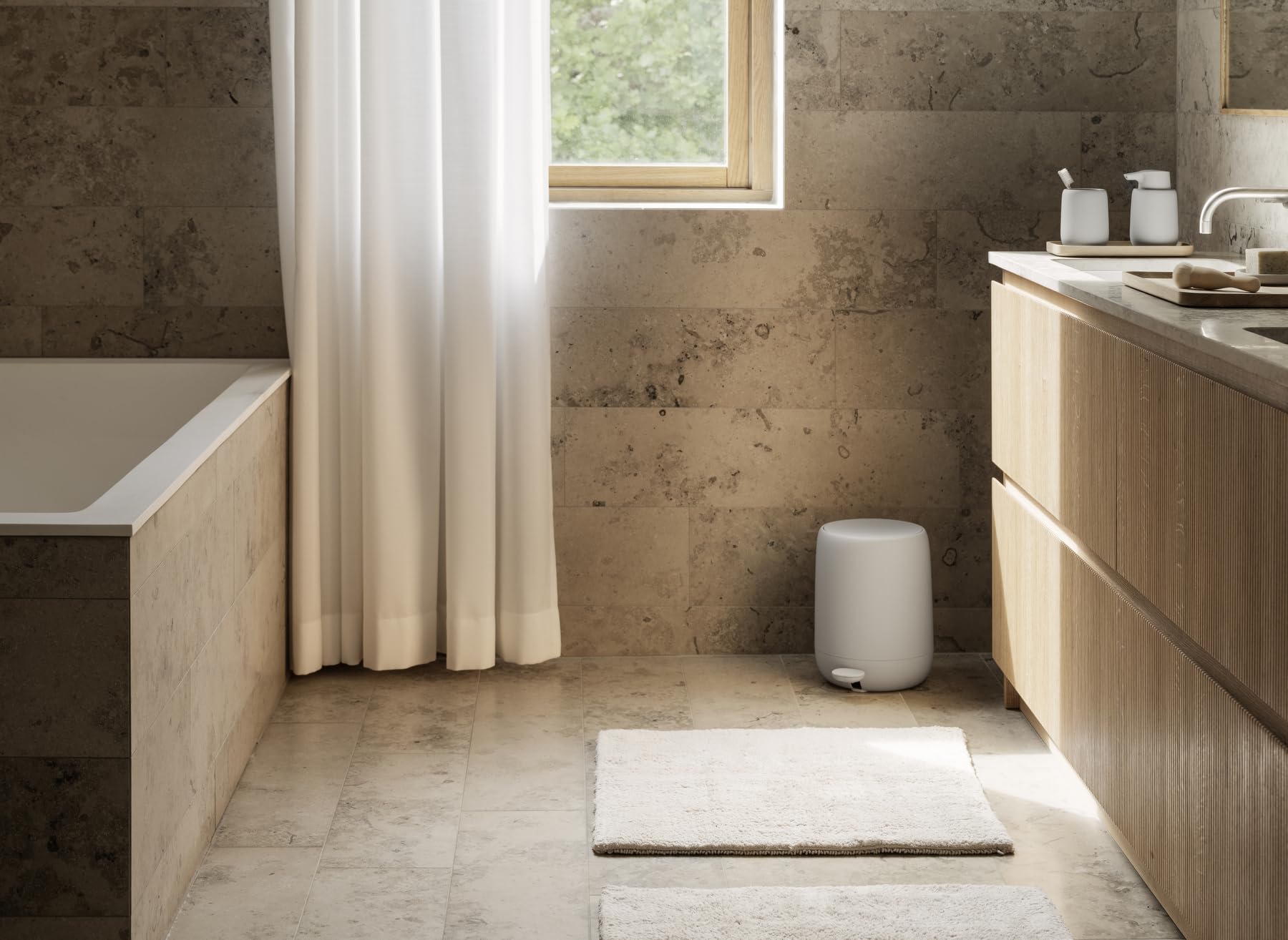 Blomus -Sono Pedal Bin With Soft Close, Waste Bin, Cosmetic Bin, Rubbish Bin With Pedal, Soft Close, Colour Moonbeam, Material P