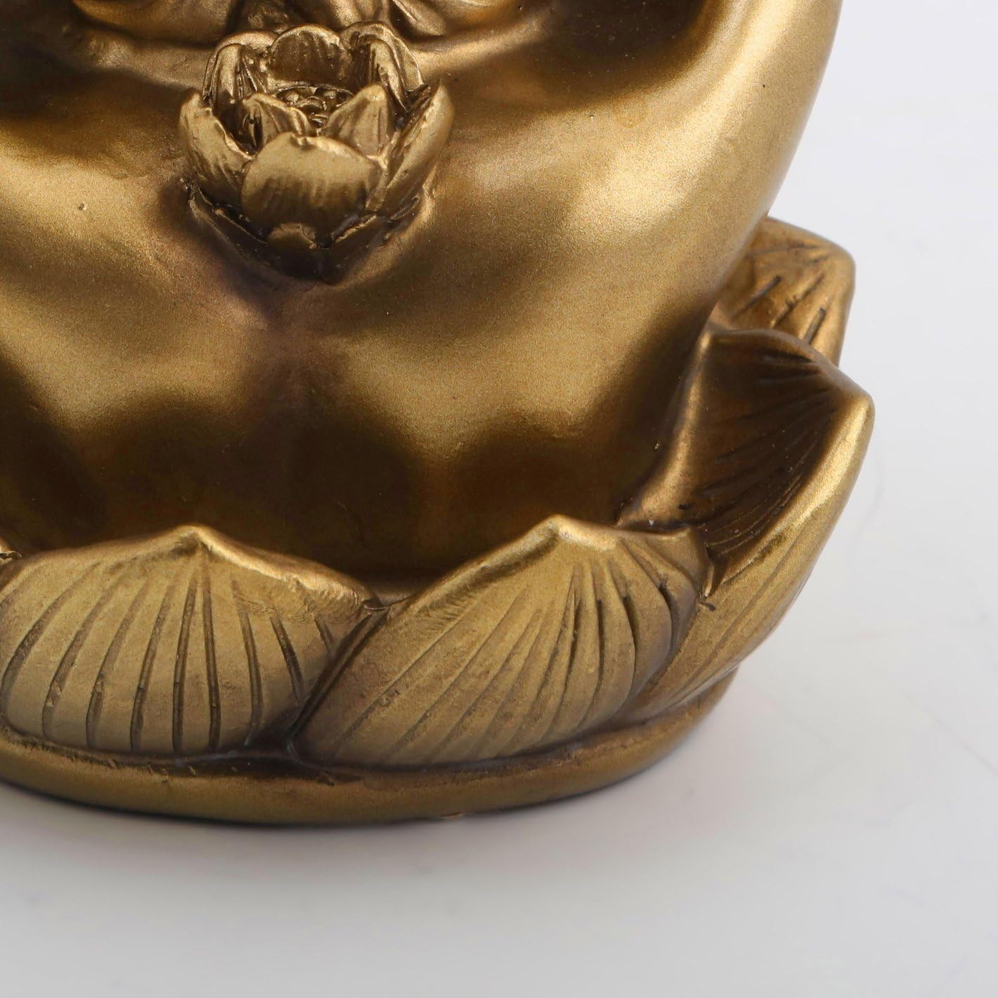 Karigaari India Gold Finish Ganesh Idol For Car Dashboard Ganesha Murti Ganpati Idol For Home Decor Puja Lord Ganesh Statue Gift