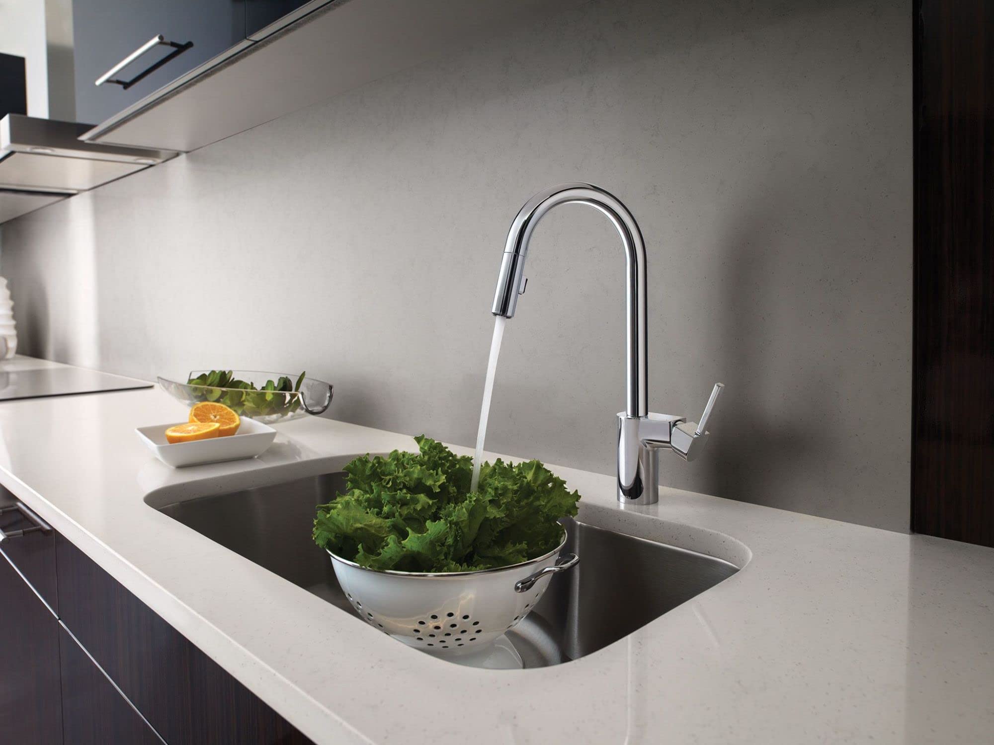 Moen Align Chrome One-Handle Modern Kitchen Pulldown Faucet With Reflex Docking System And Power Clean Spray Technology, 7565