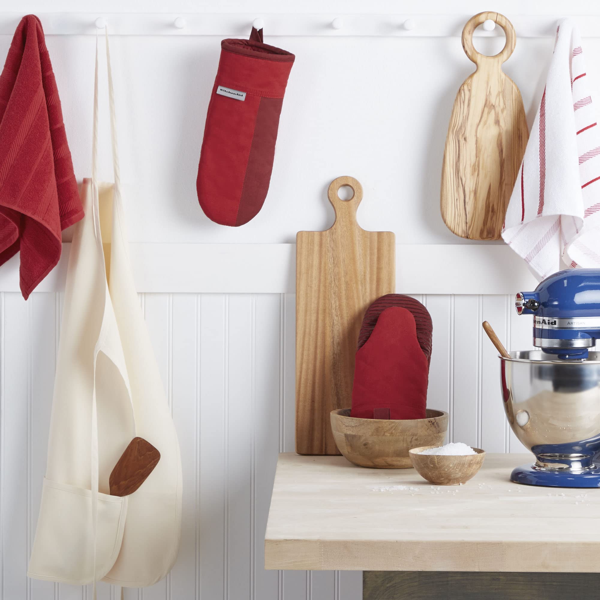 Kitchenaid Beacon Two-Tone Non-Slip Oven Mitt Set, Passion Red/Bordeaux, 5.75''X13'', 2 Piece