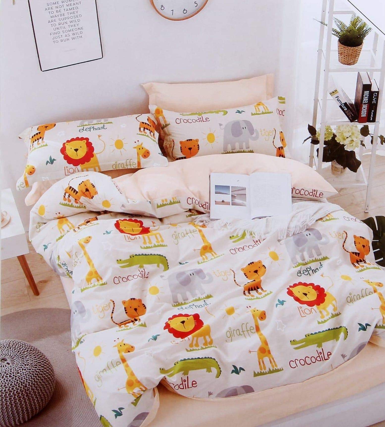 Mosho Kids Cotton Cartoon Animal Print Print Bed Sheet 180 Tc Glace With Pillow Covers (Double Bed, Yellow)