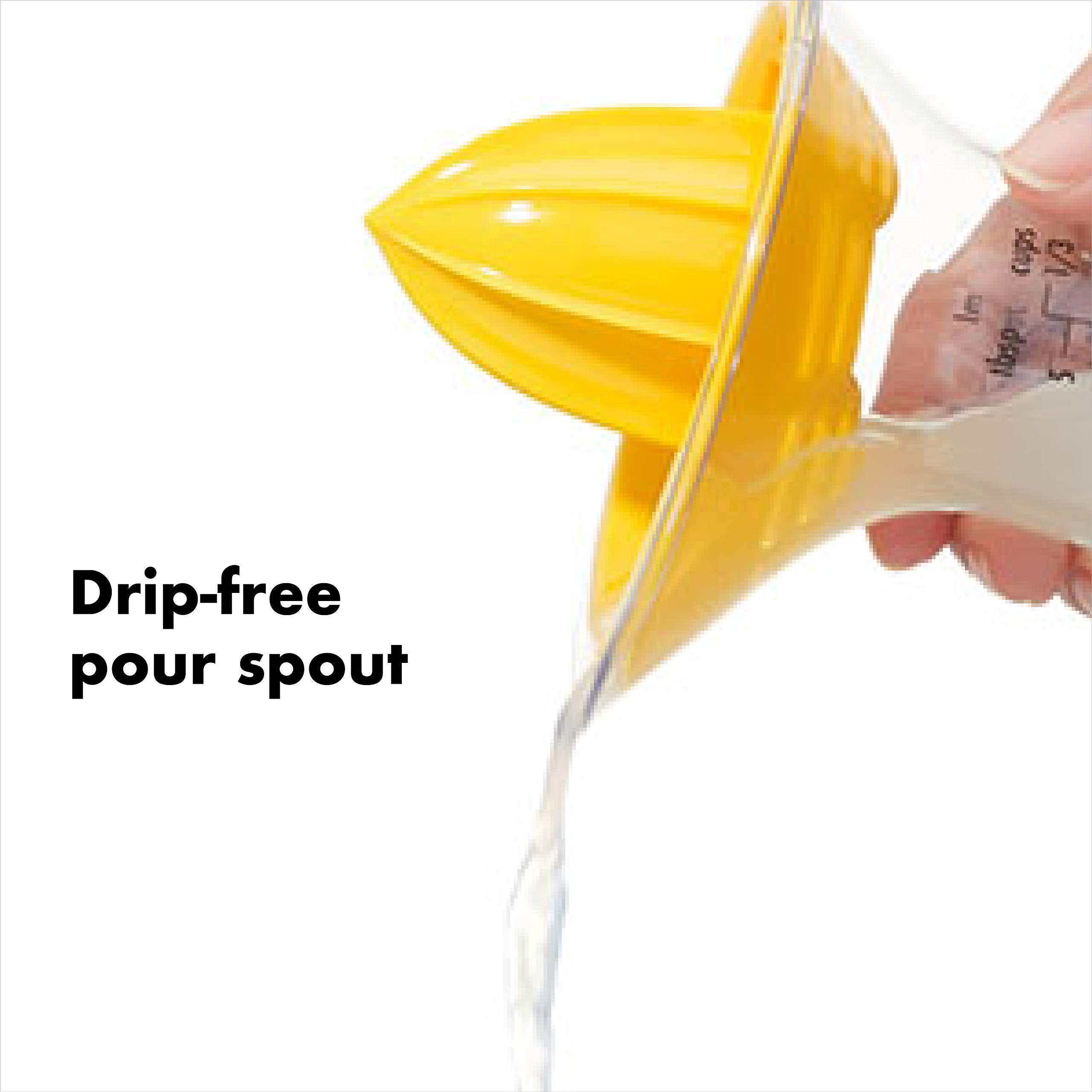 Oxo Good Grips Small Citrus Juicer, Yellow