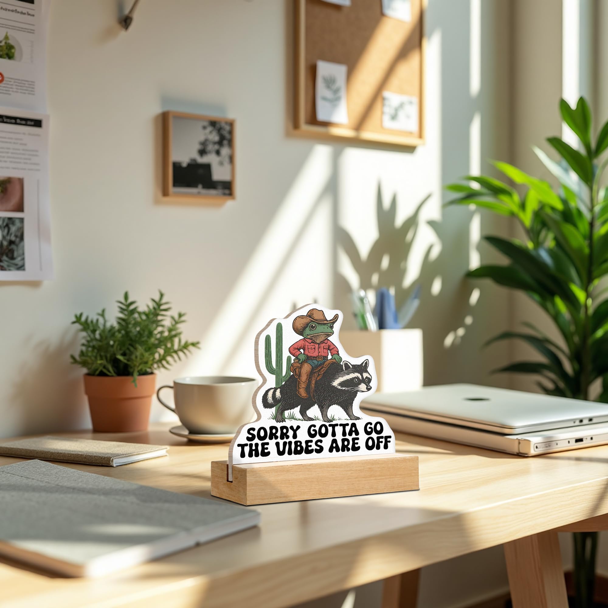 CTYNU Funny Western Frog Raccoon Desk Decor Sign, Sorry Gotta Go, The Vibes Are Off Frog Shaped Wood Sign Plaque with Wooden Sta