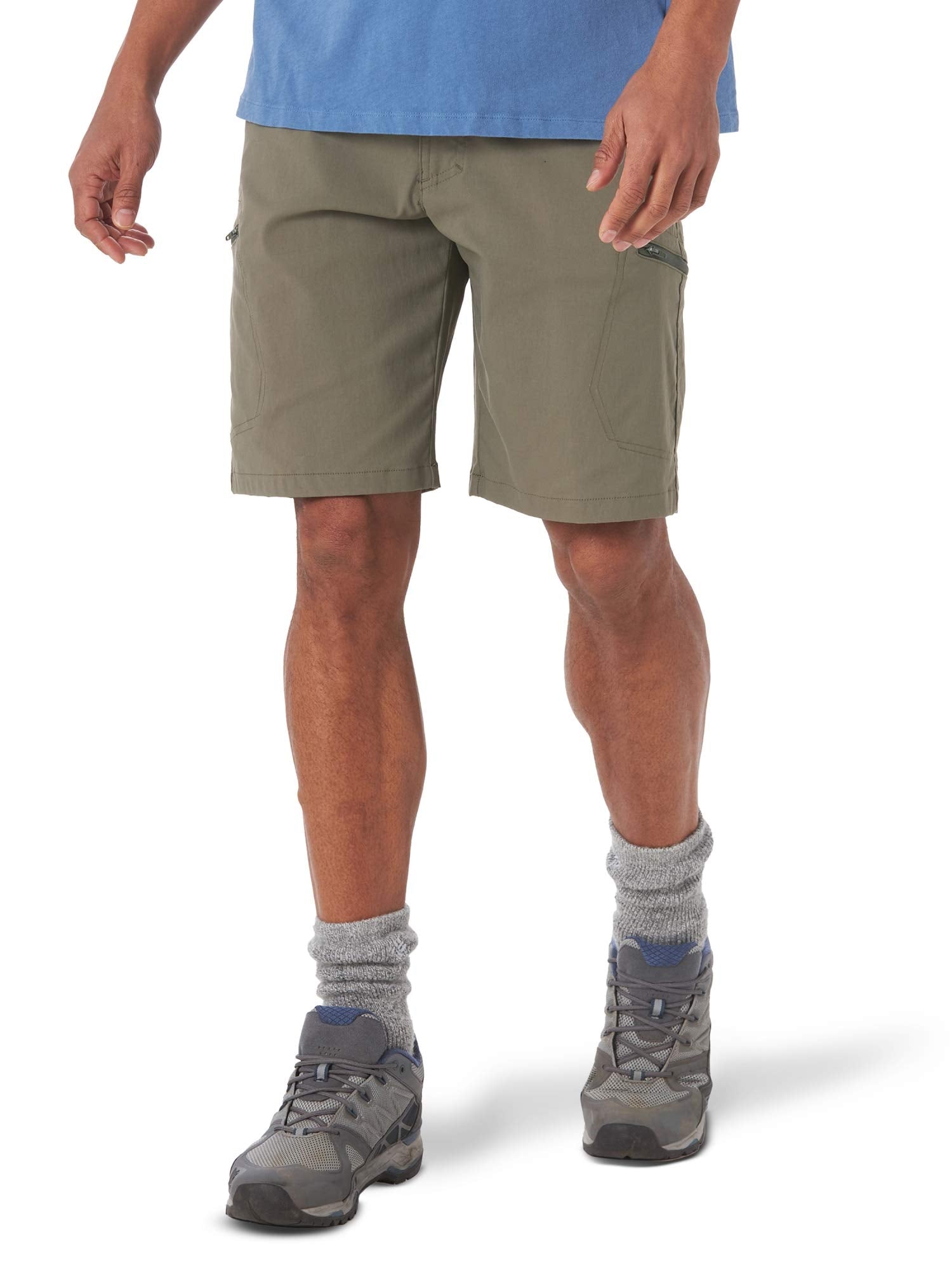 Wrangler Authentics Mens Performance Comfort Flex Cargo Short, Earth Green, 42
