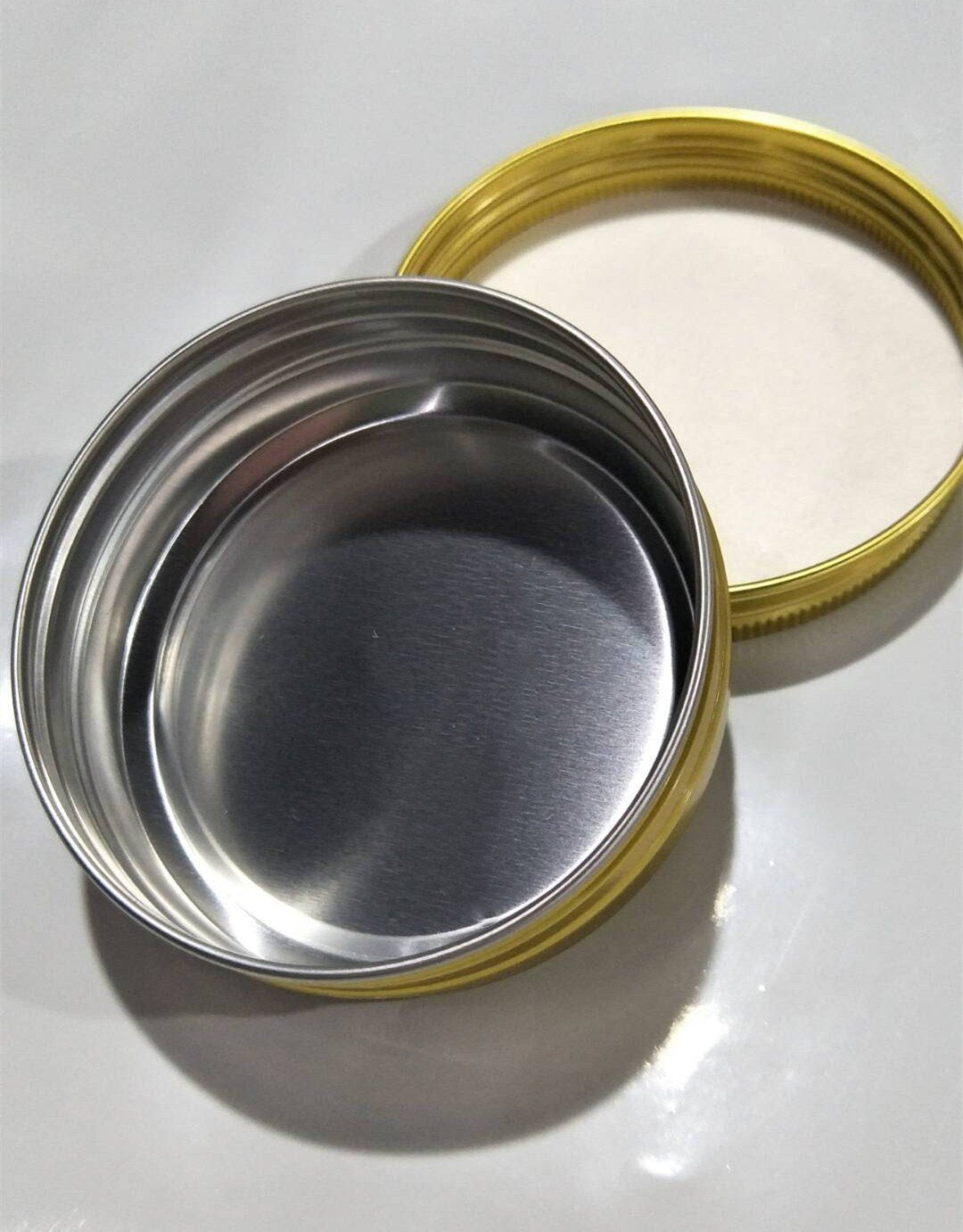2 Oz.Tins Gold Aluminum Metal Tin Round Screw Top Lid Containers Metal Storage Tin Jars Aluminum Tin Cans Travel Storage Tins Fo