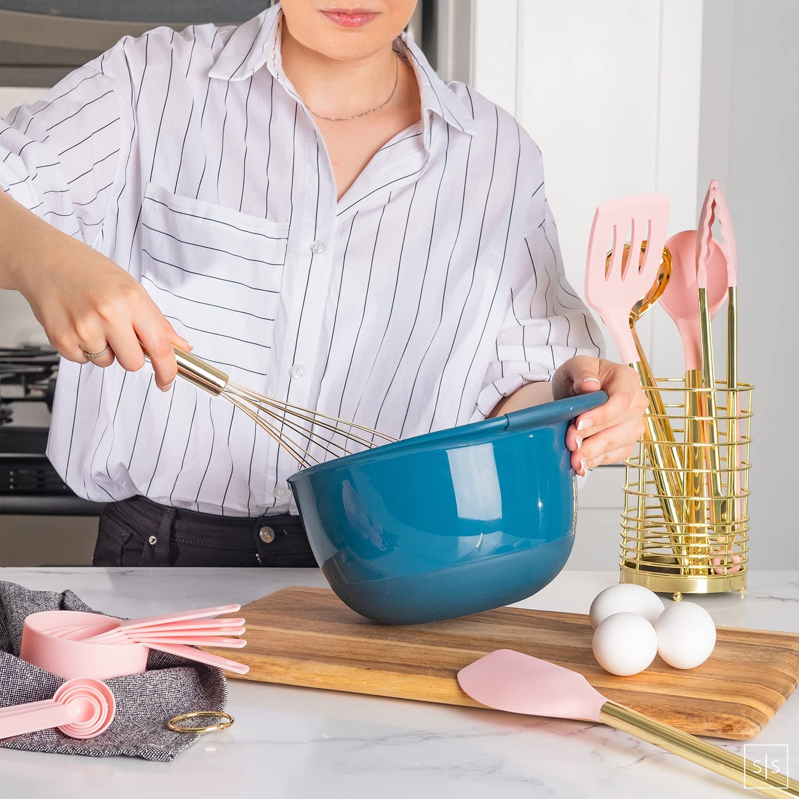 Gold & Pink Kitchen Utensils Set -17 Pc Pink Silicone And Gold Cooking Utensils Set Includes: Gold Utensil Holder, Pink Measurin
