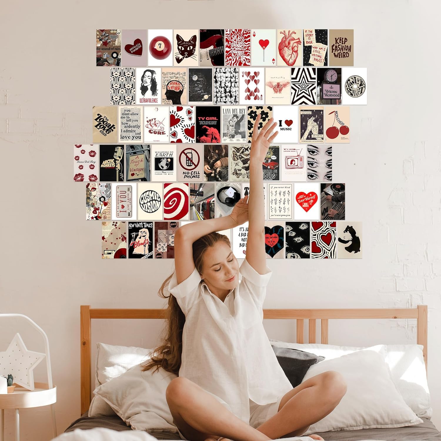 60 pcs Downtown Girl Room Decor, Coquette y2k 2000s Grunge Posters, TV Girl Lana Del Rey Retro Music Wall Art for Bedroom, Trend