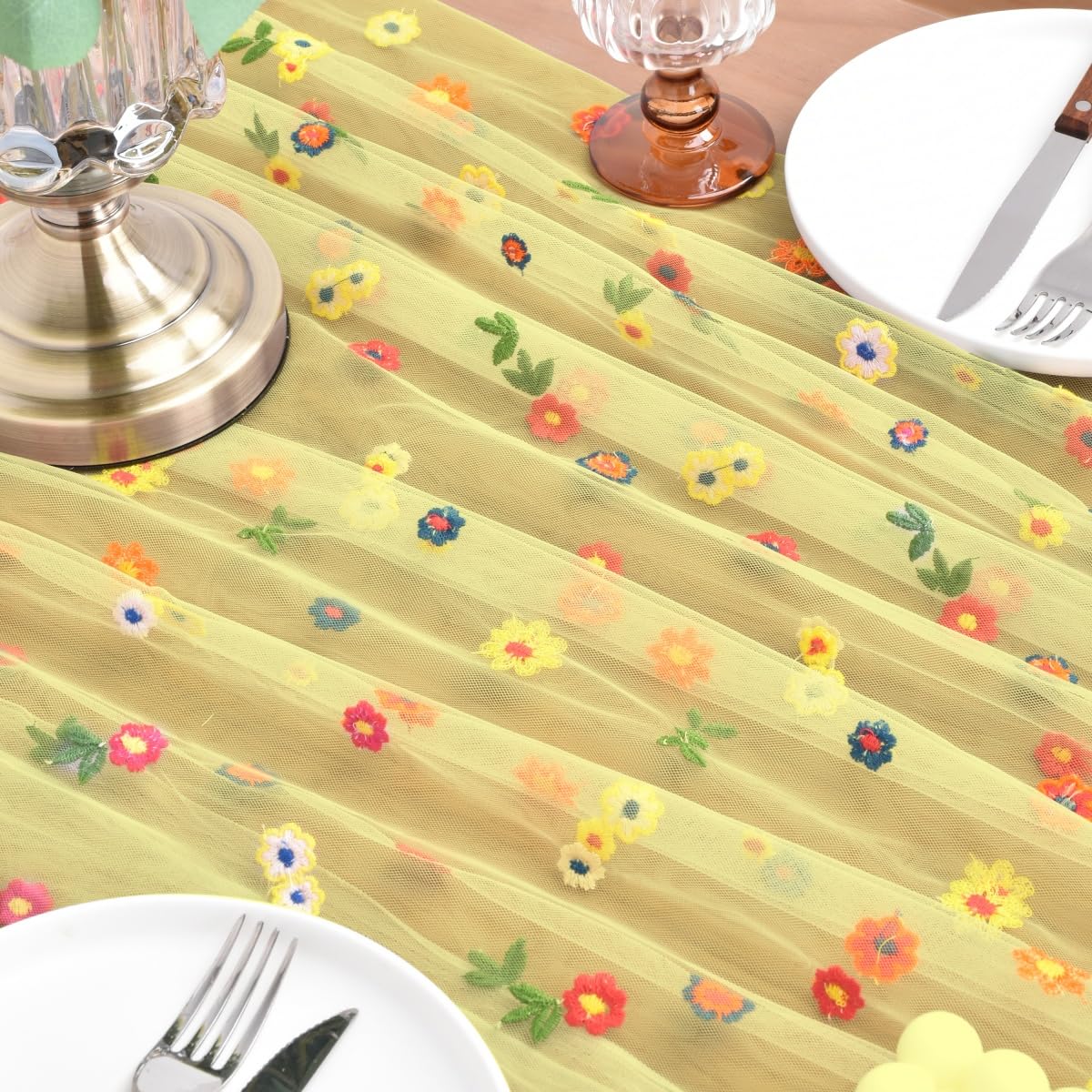Joanlody 3pcs Yellow Embroidery Daisy Fall Thanksgiving Table Runner Florals Seasonal Tulle Table Runner Holiday Kitchen Dining