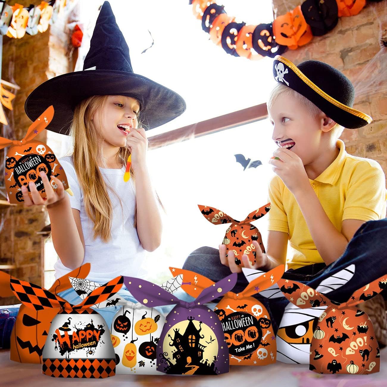 100Pcs Halloween Treat Bags Candy Bags For Halloween Party, 7 Designs Halloween Candy Bags For Kids Trick Or Treat, Plastic Smal