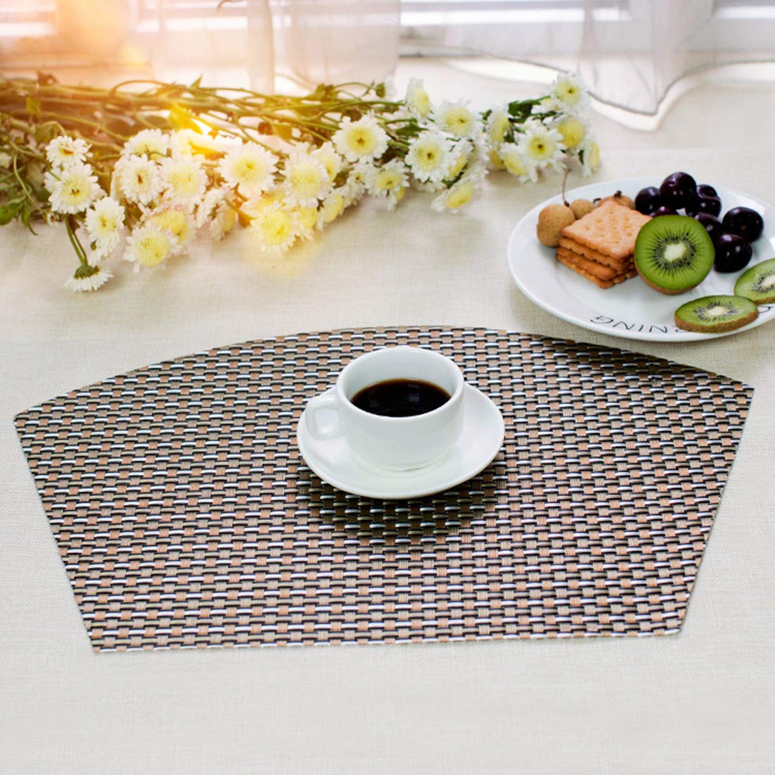Round Table Placemats Set Of 6 Wedge Placemats Heat Resistant Table Mats Pads Wipe Clean (Coffee)
