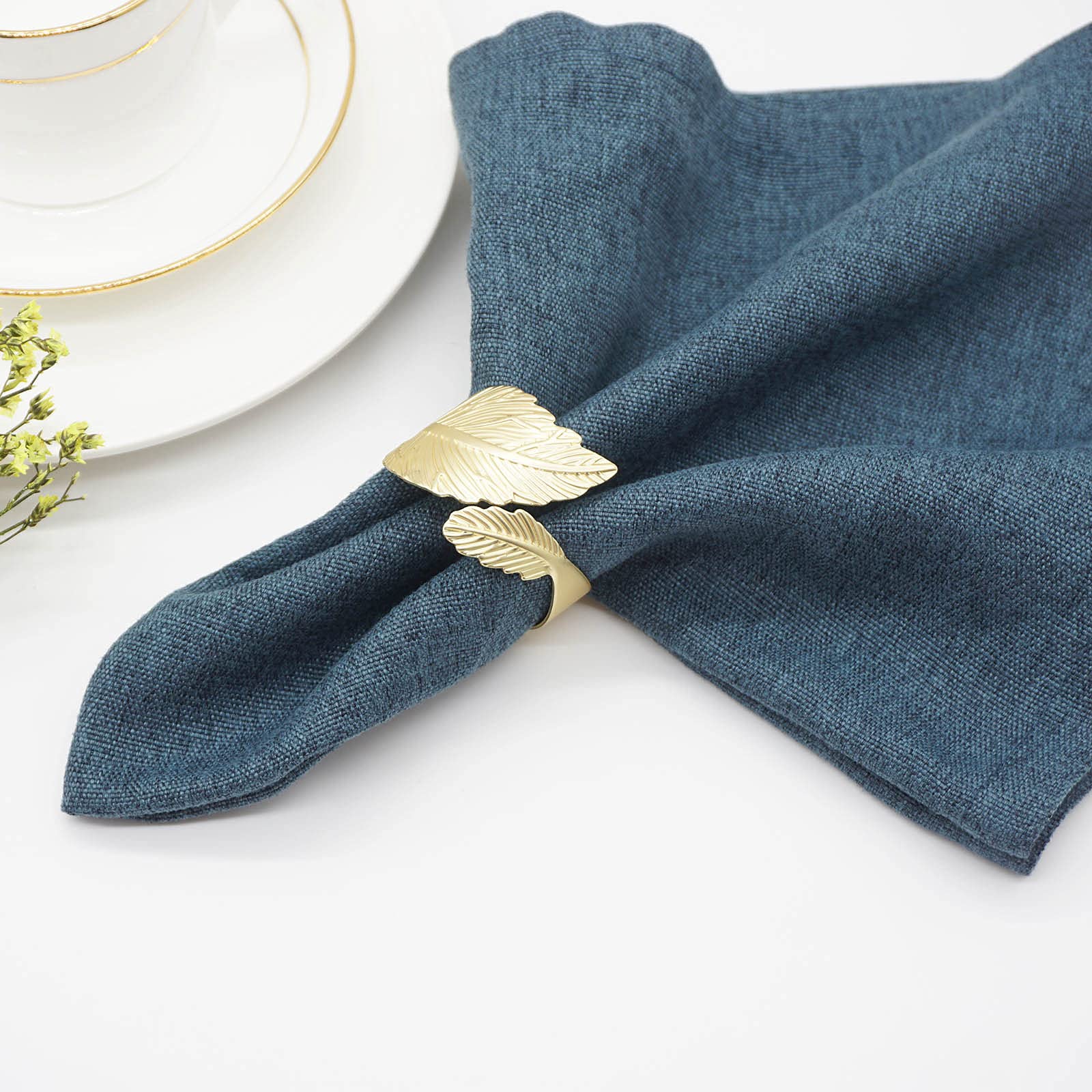 Gold Leaf Napkin Rings Set Of 6, Leaves Napkin Rings For Table Setting, Metal Leaf Napkin Holder Rings For Holiday Party,Wedding