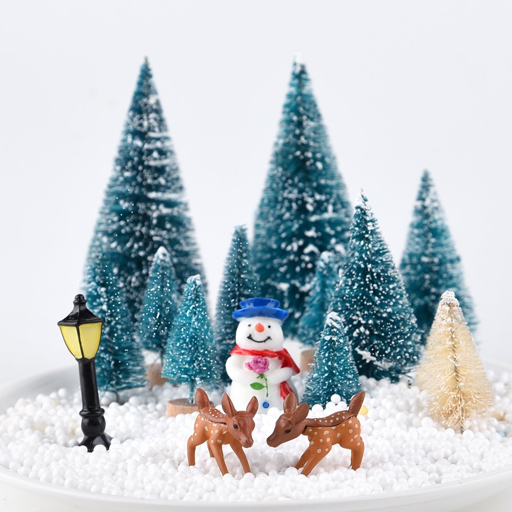 KUUQA Mini Christmas Trees Bottle Brush Trees with Snowmen Reindeer, 31Pcs Christmas Village Sets Village Accessories Ornaments