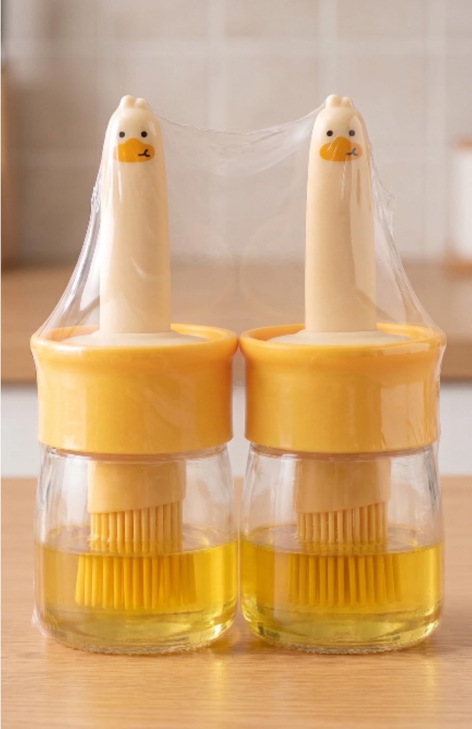 Fresnillo Pack Of 2 Duck Oil Dispenser Bottle With Silicone Brush Set For Kitchen  200Ml Plastic Basting & Pastry Brush For Coo
