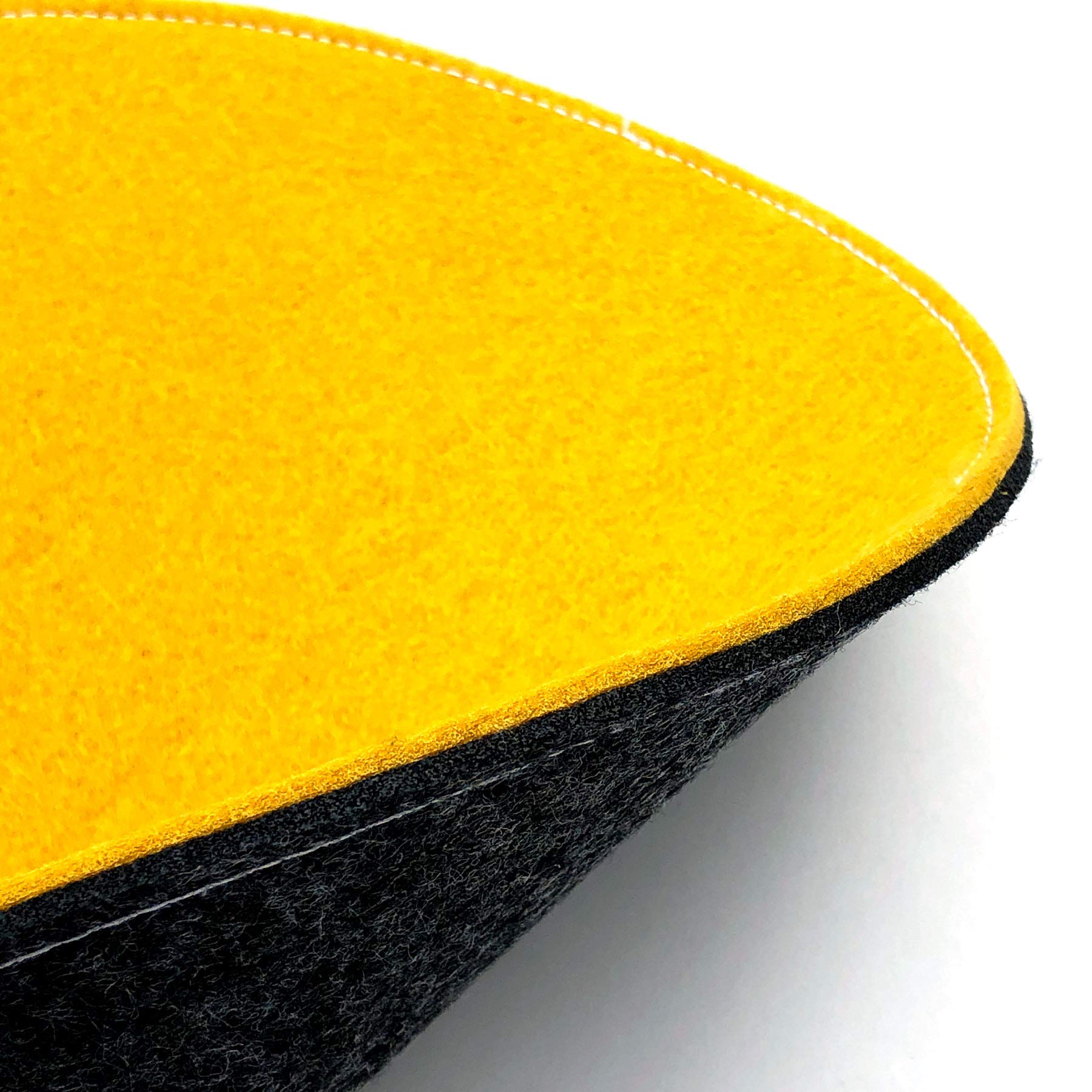Border Stitching Round Dual-Color Felt Reversible Coaster (Black/Yellow), Set Of 4 Coasters