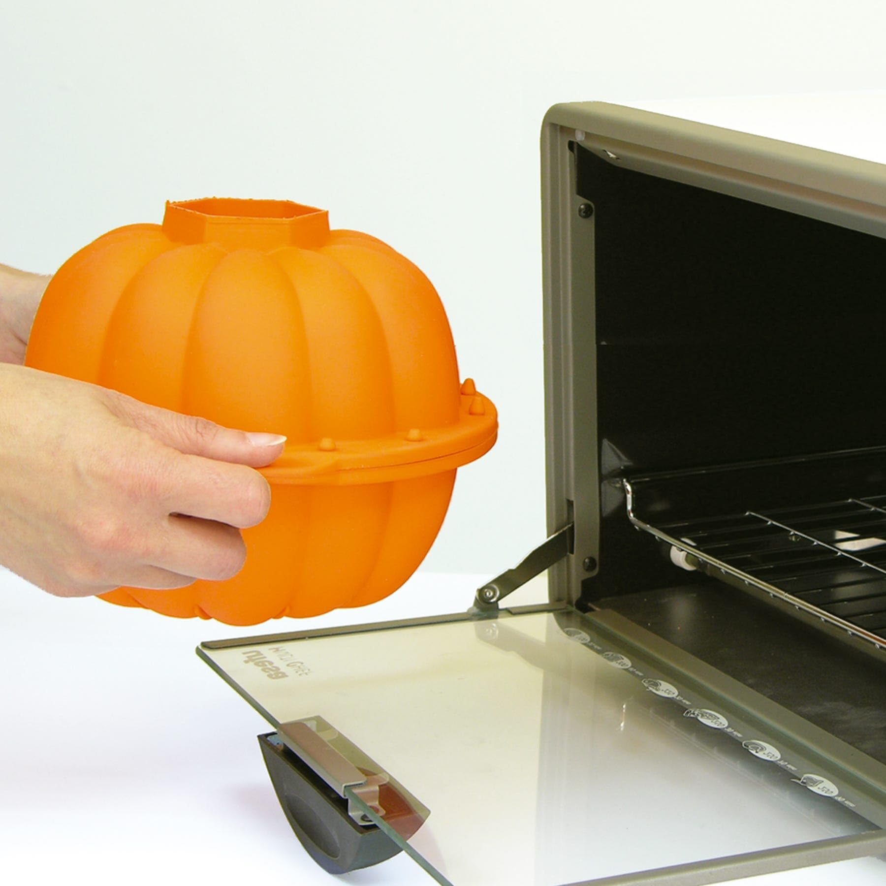 Lekue Pumpkin 3D Mold, Orange