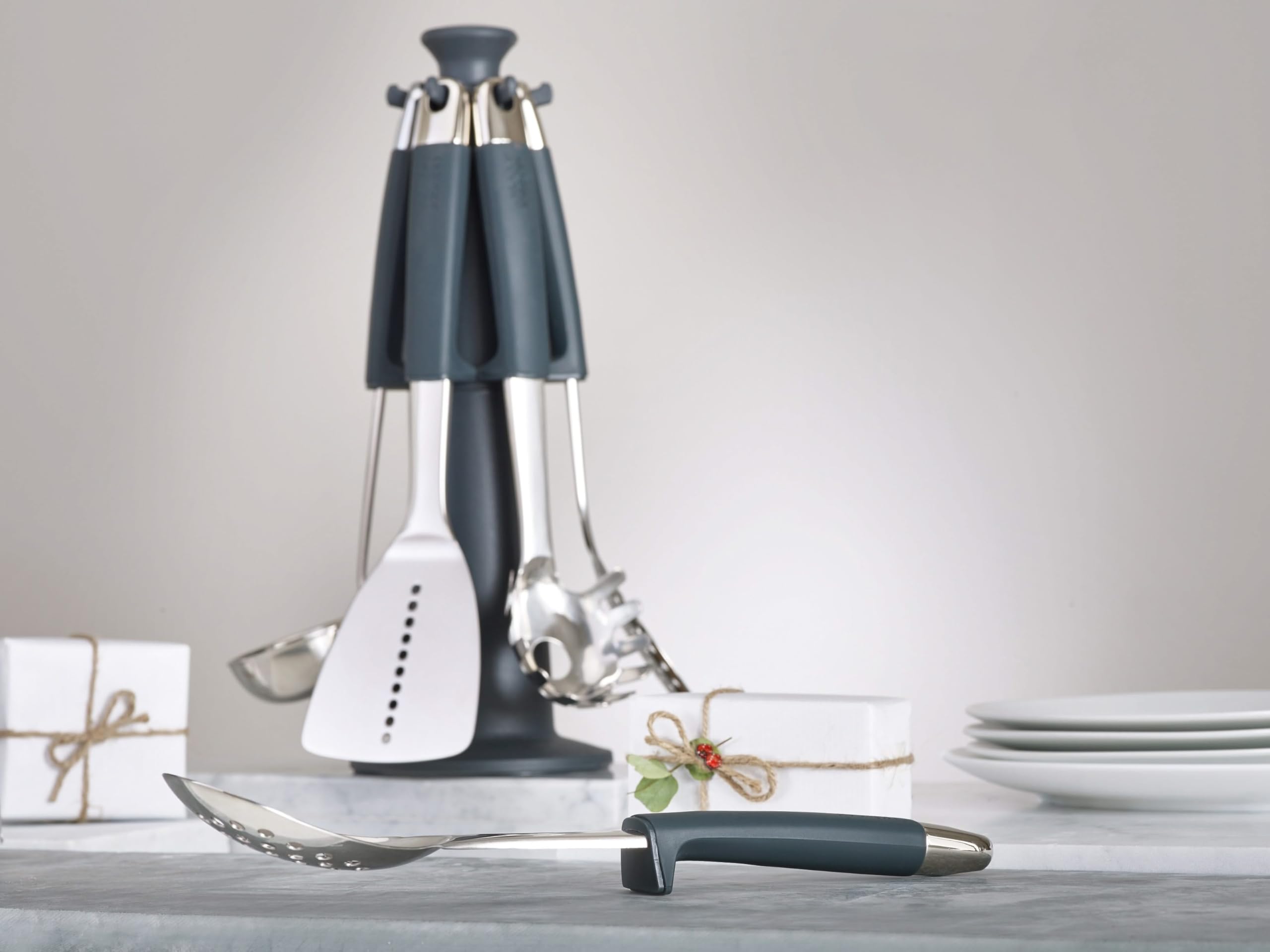 Joseph Joseph Elevate Carousel Set - 6 Piece Stainless Steel Kitchen Utensils, Black, Model 95029