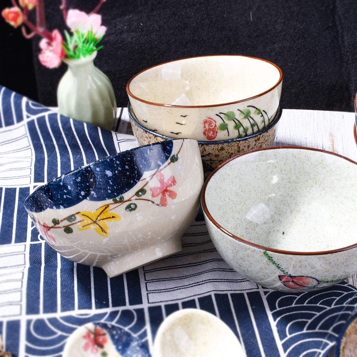 Whitenesser 4.5 Inch Japanese Style Rice Bowls Set Of 4 Porcelain Small Asian Bowl Set For Cereal Soup Dessert Snack,Hand-Painte