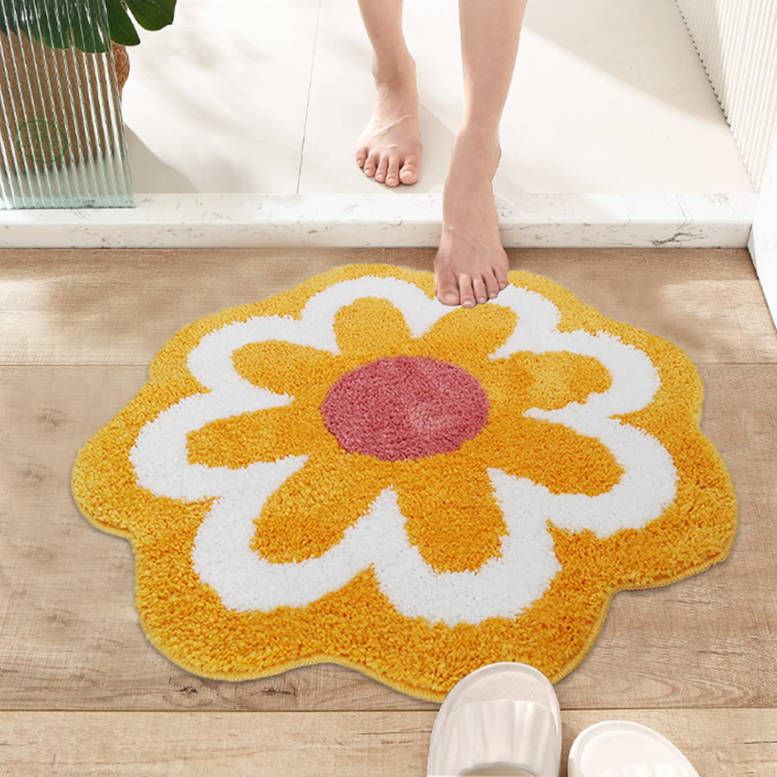 YRXRUS Flower Bath Mat, Yellow Bathroom Rug, Beauty Bath Mats, Ultra Soft Microfiber Bath Rug, Machine Washable Flower Rug, Show