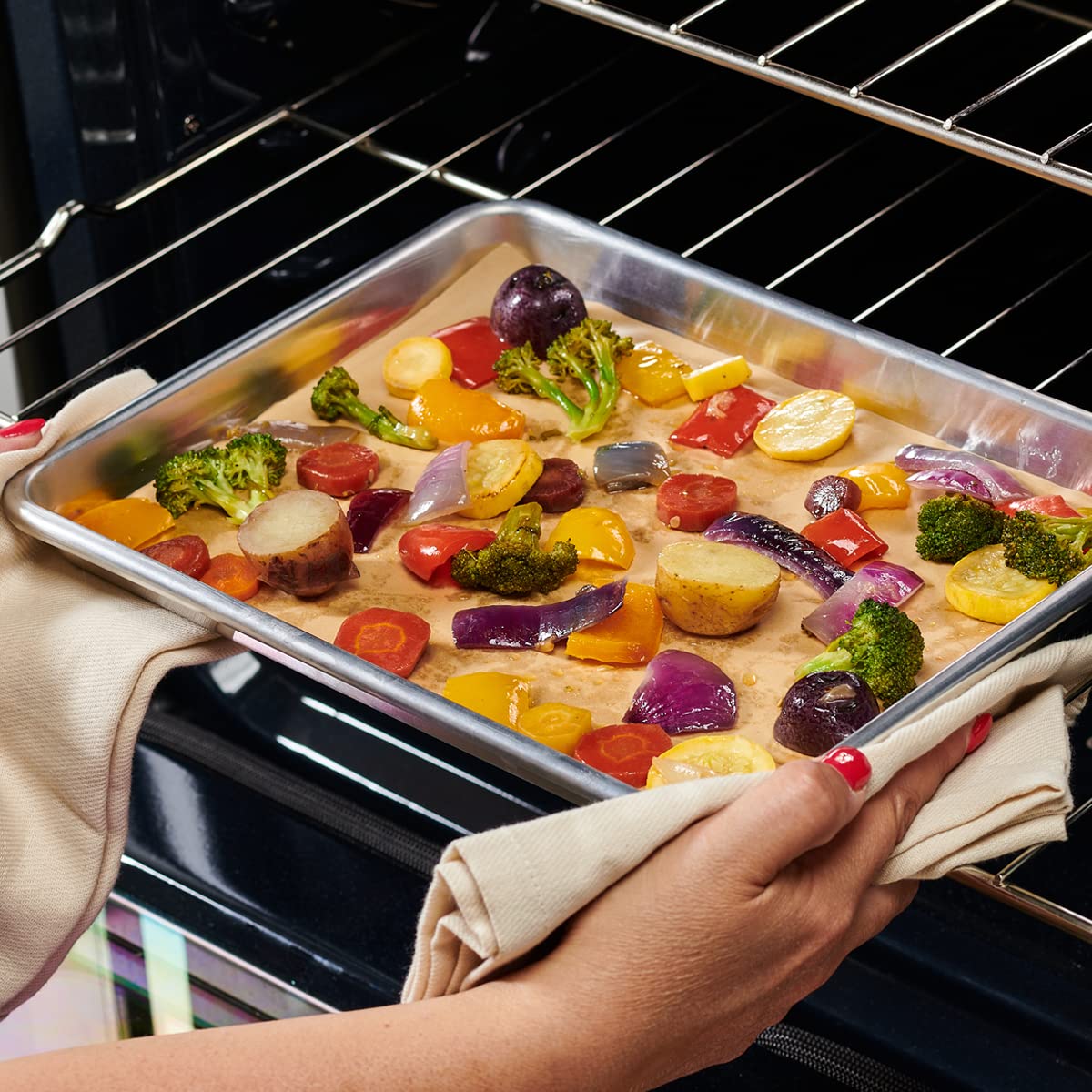 Comfy Package, [9 X 13 Inch - 200 Count] Pre-Cut Baking Parchment Paper Sheets Unbleached Non-Stick Sheets For Baking & Cooking