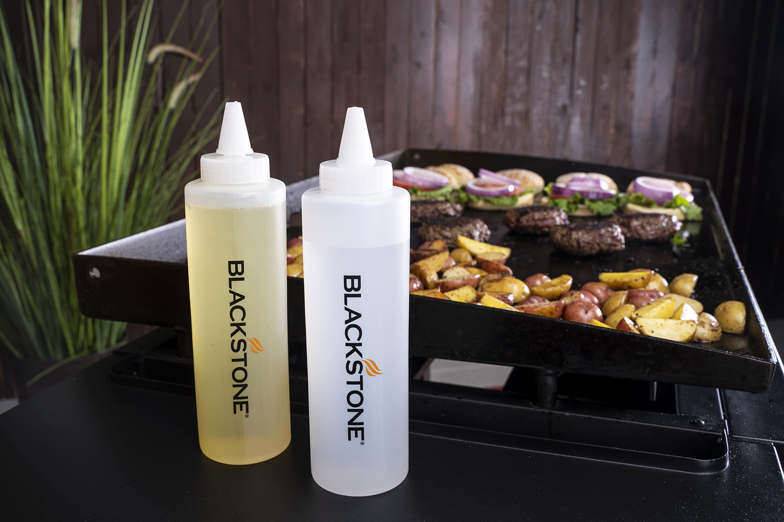 Blackstone Professional Grade Accessory Tool Kit (5 Pieces) 16 Oz Bottle, Two Spatulas, Chopper/Scraper And One Cookbook-Perfect