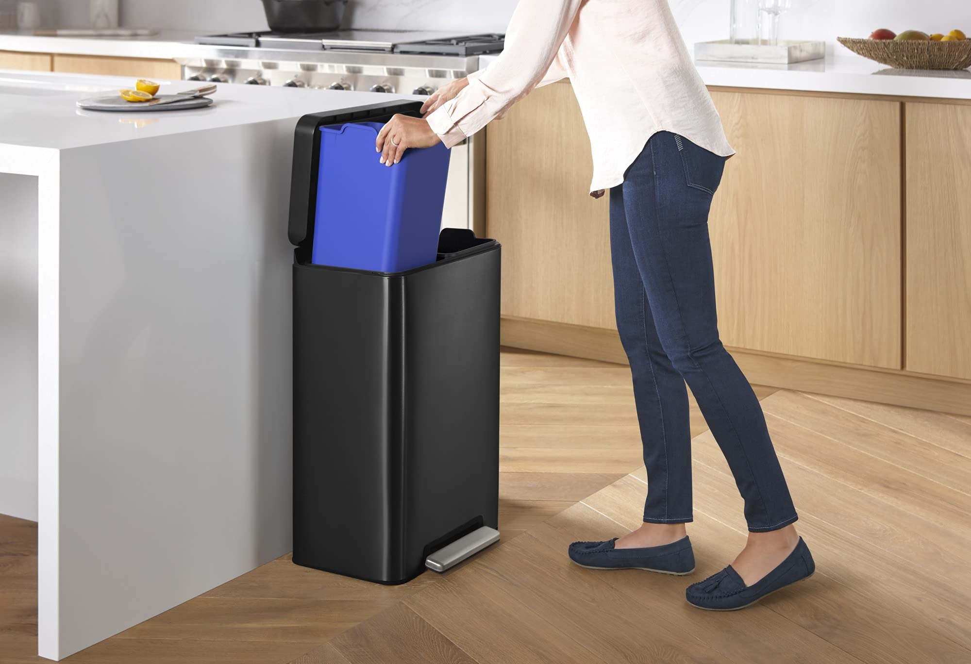 Kohler K-20956-Bst Dual Compartment Step Trash Can, Liner, Black Stainless