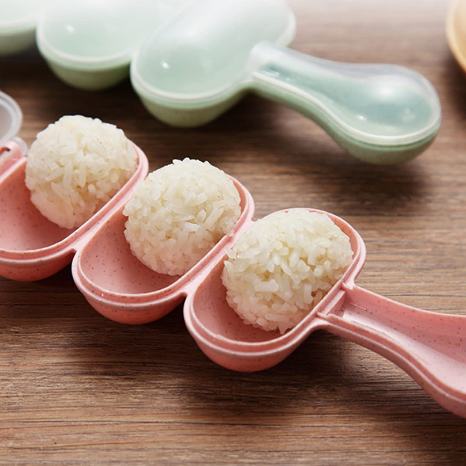 Rice Ball Mould Shaker Onigiri Mold Ball Shaped Kitchen Tools Shakers For Shake Diy Lunch With A Mini Rice Paddle (Blue)