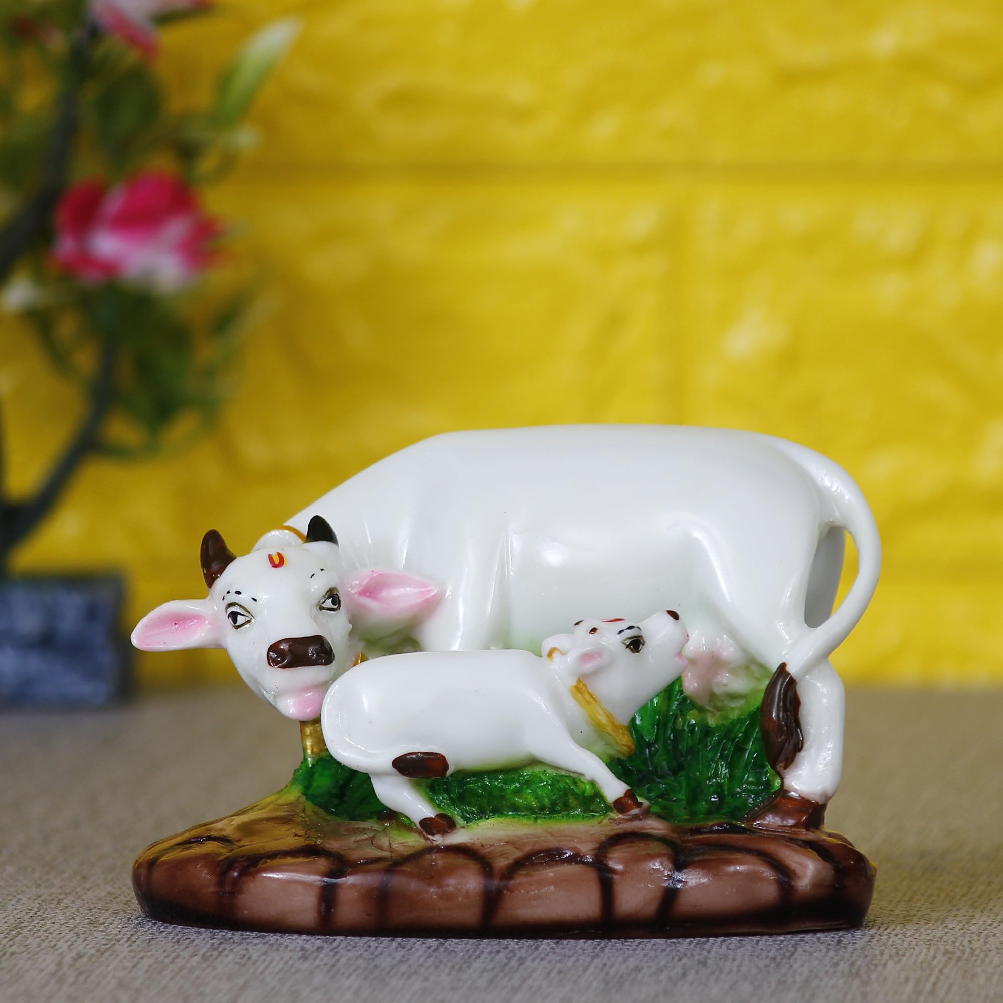 Ecraftindia Colorful Cow And Calf Statue Polyresin Statue (12.5 Cm X 7.5 Cm X 7.5 Cm, White And Green)