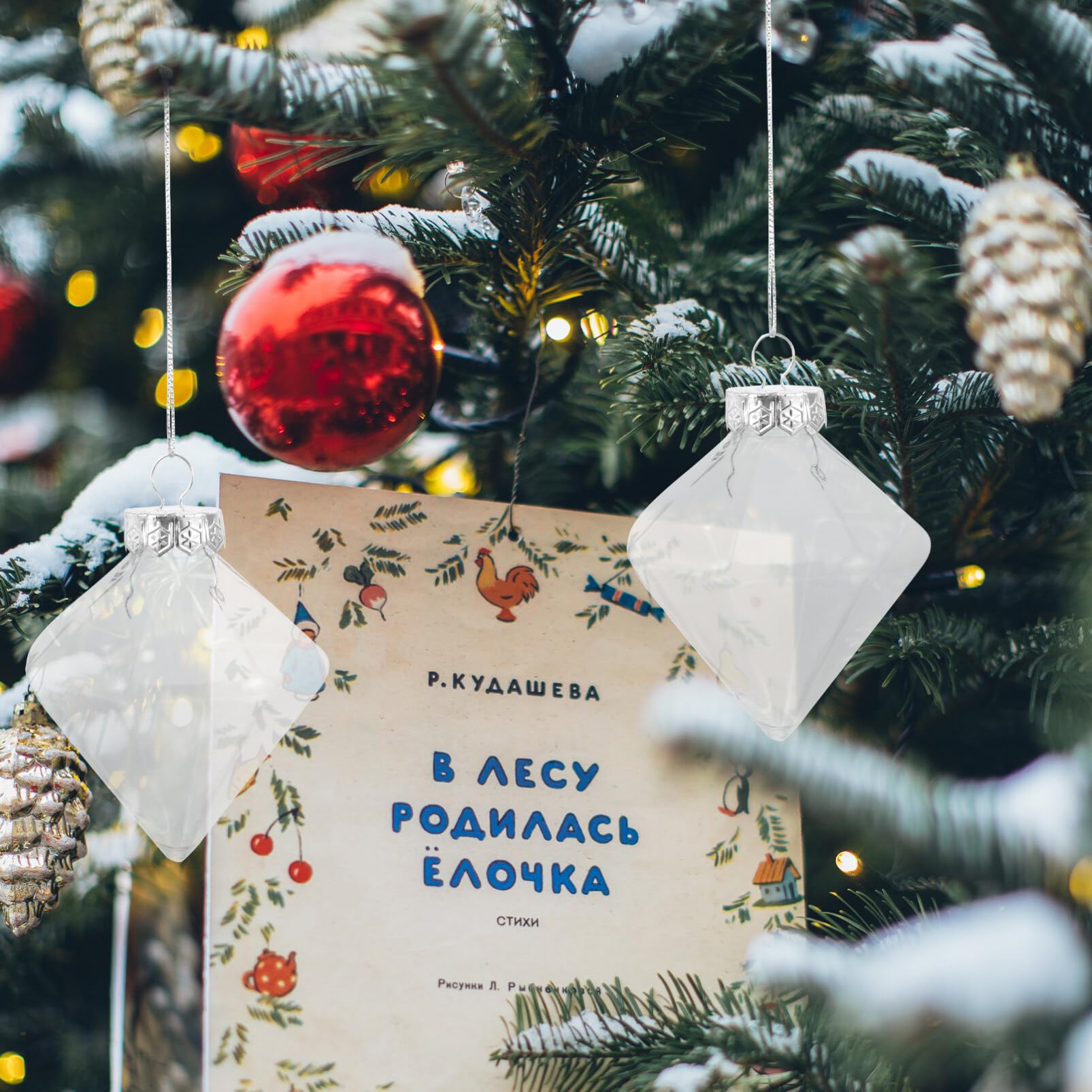 Kichvoe 12pcs Clear Plastic Fillable Christmas Ornaments Transparent for Festive Decorations Weddings and Parties Shatterproof D