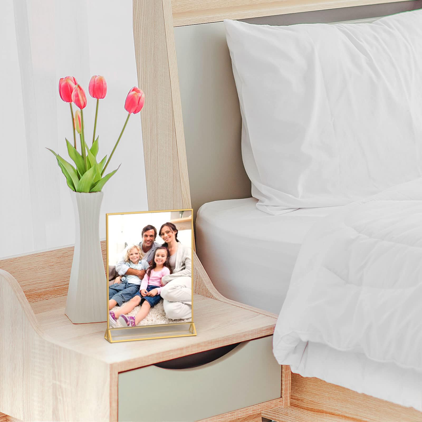 Niubee 6Pack 4 X 6 Clear Acrylic Sign Holder With Gold Borders And Vertical Stand, Double Sided Table Menu Holders Picture Frame