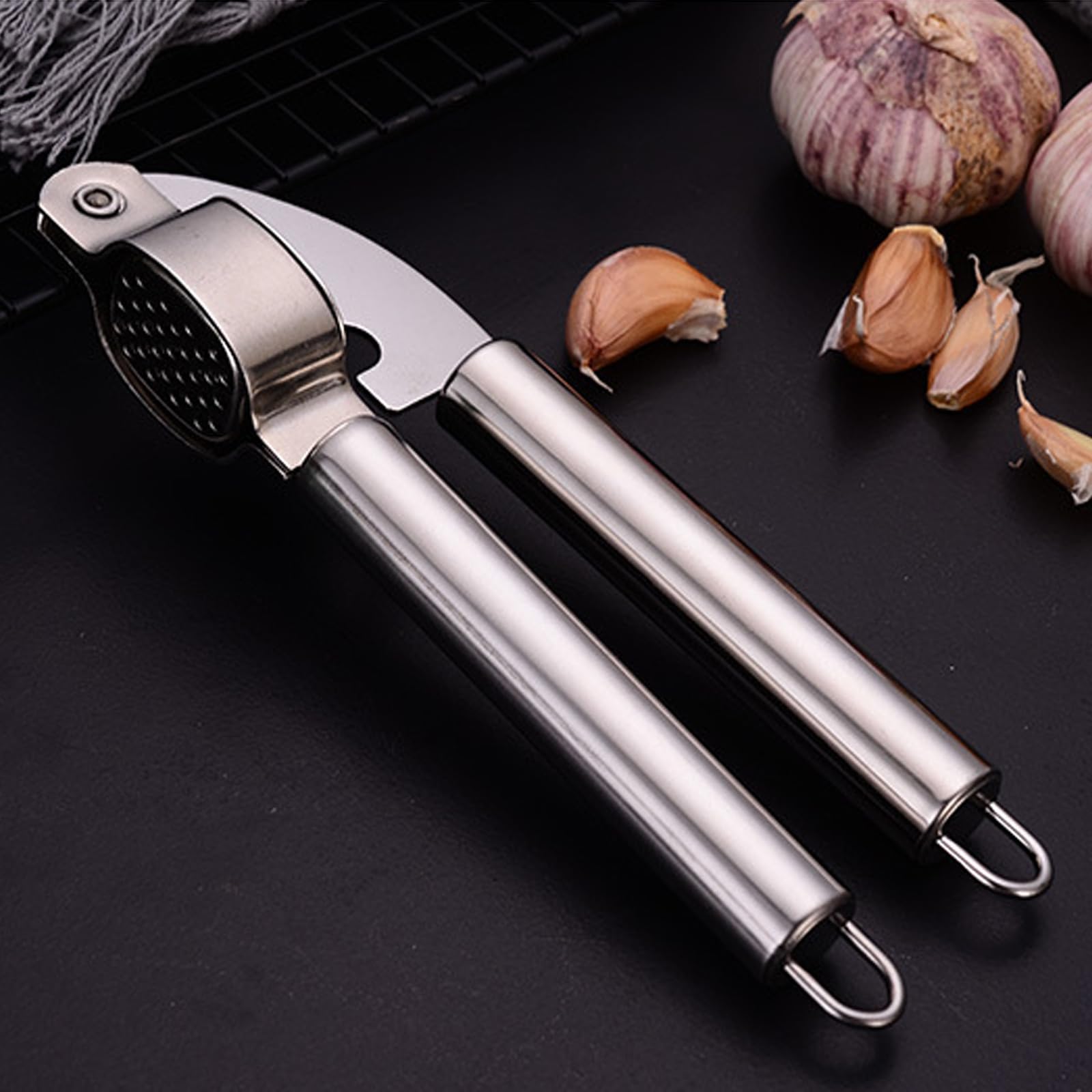 Nutabevr Kitchen Garlic Press  Stainless Steel Garlic Mincer  Sturdy and Non-Rust Garlic Press  with Silicone Peeler and Cleaning Brush  Easy to Clean and Wash the Dishwasher.