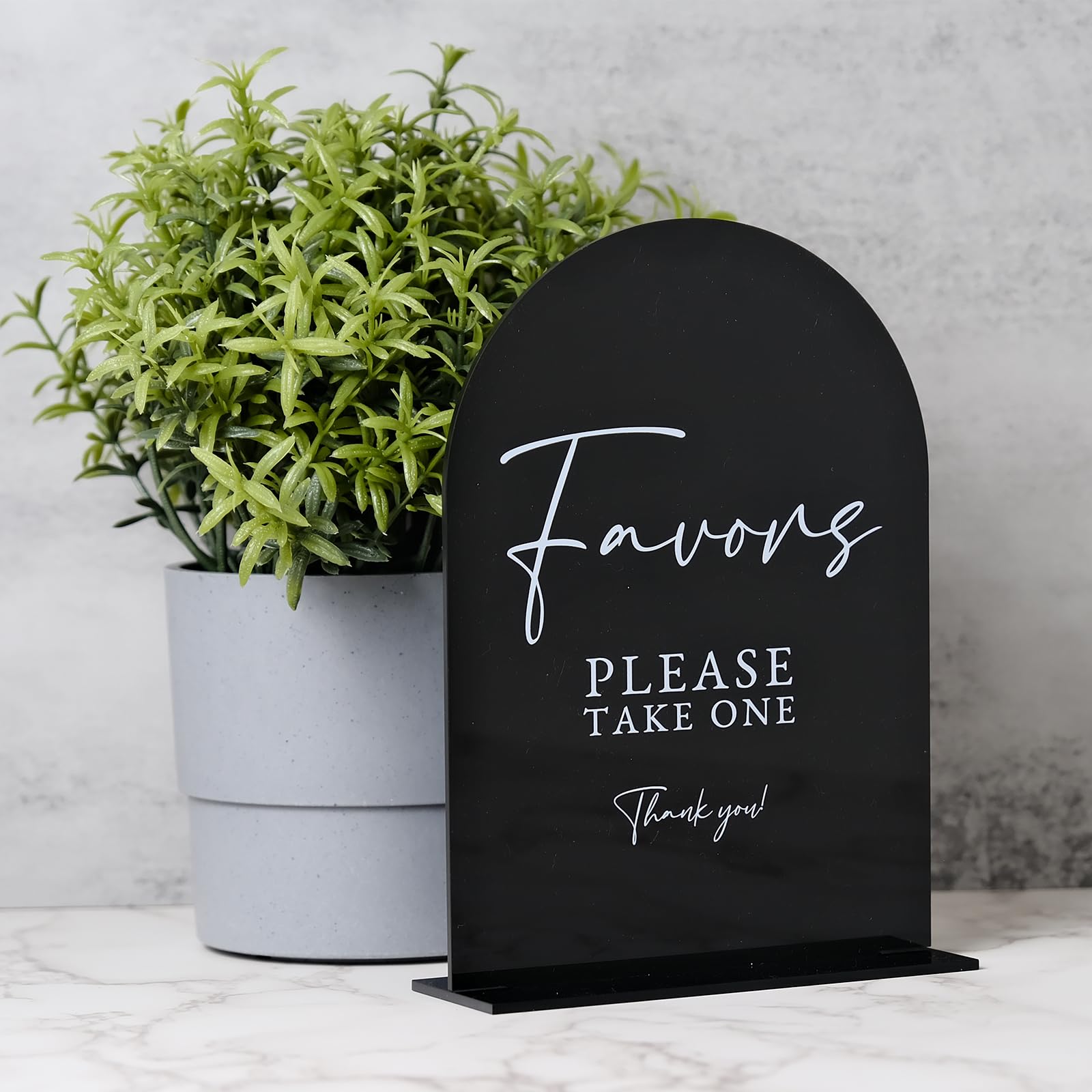 Acrylic Favors Sign with Stand- 5x7 Black Arched Wedding Sign and Base,1/8 Thick | Modern Calligraphy Arch Acrylic TableTop Sign