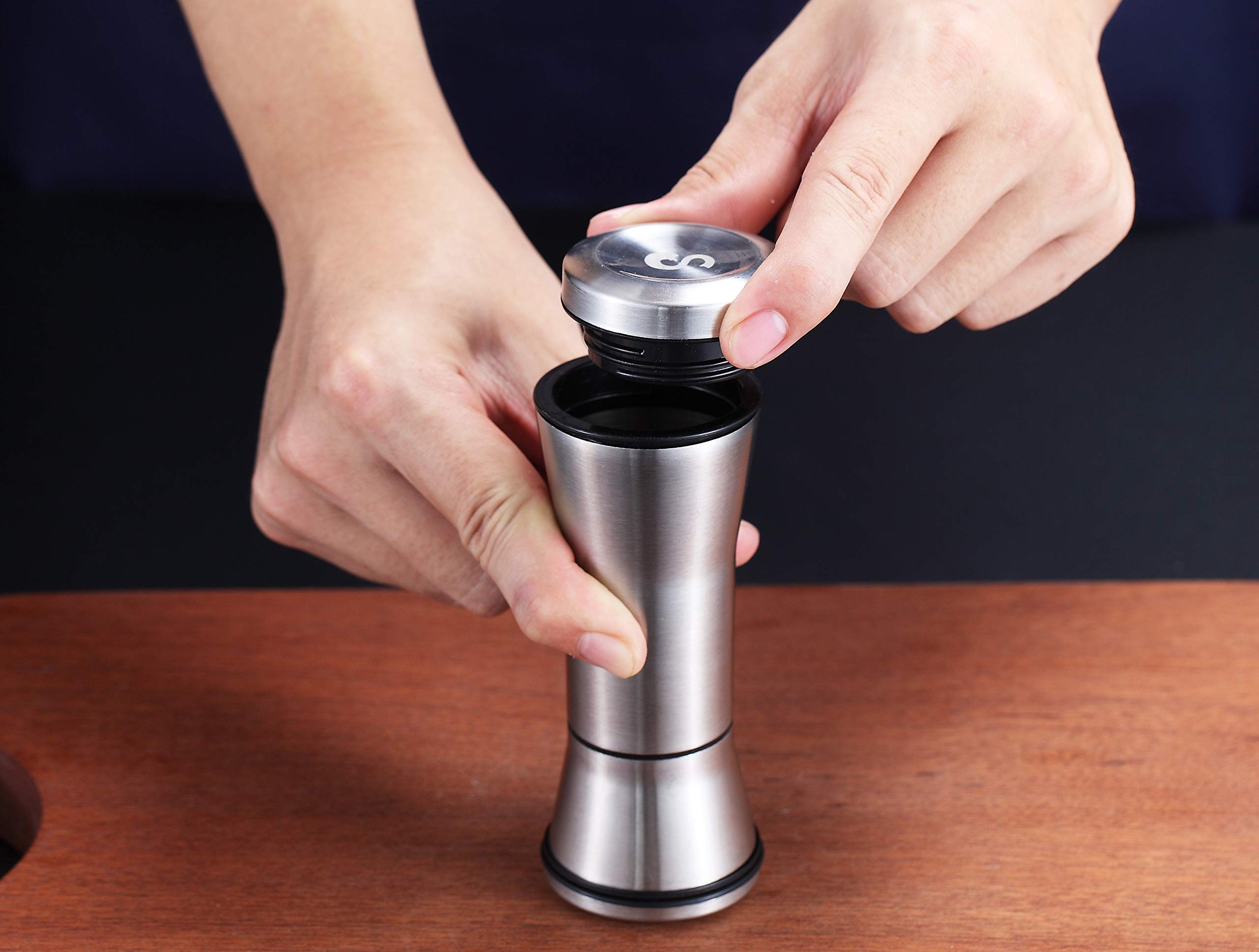 Kyraton Salt And Pepper Shakers, Stainless Steel Salt And Pepper Grinders Refillable Pepper Grinder, Pepper Mill, Salt Grinder,