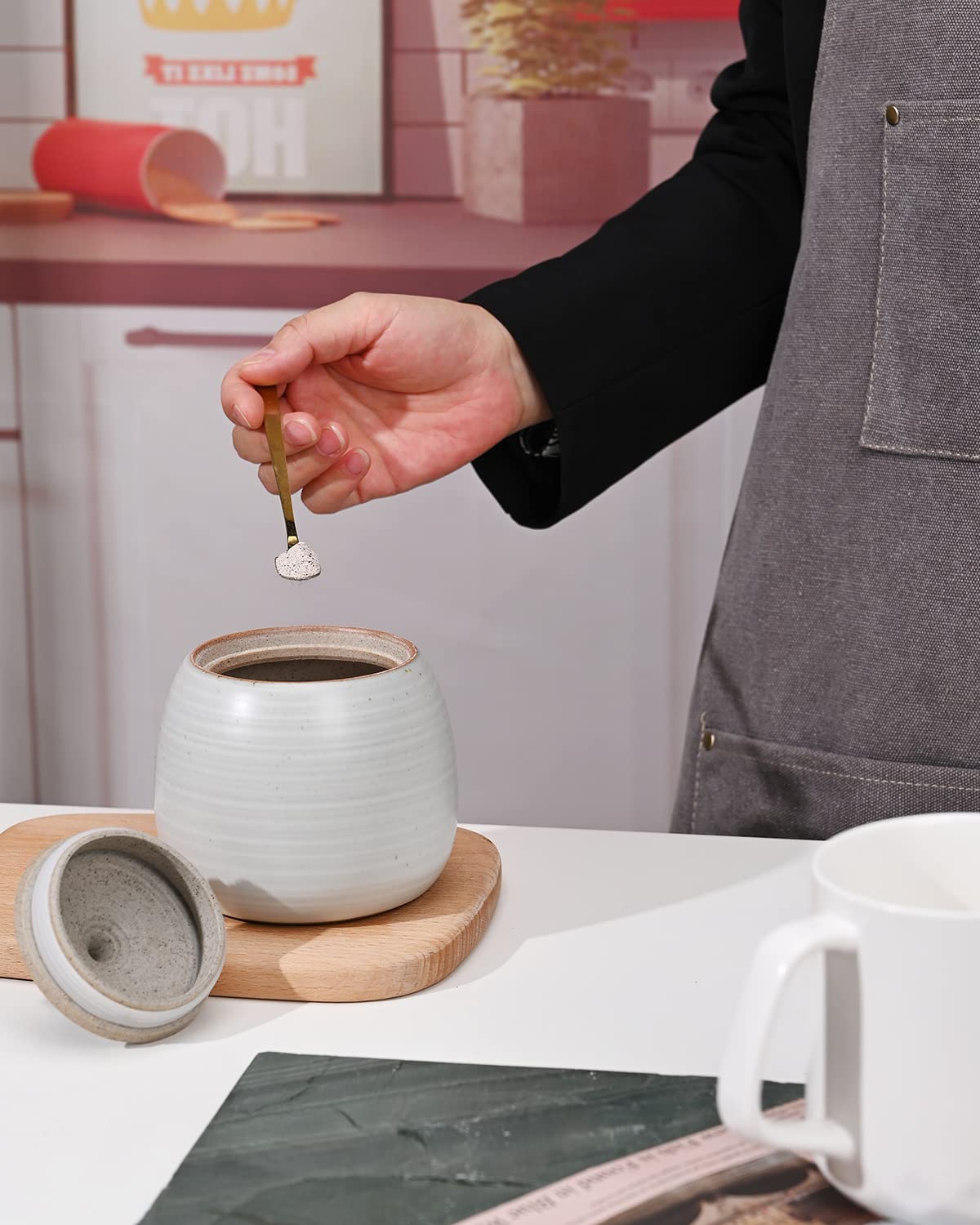 Ncqixiao Retro Kitchen Canisters Ceramic Food Storage Jar Roud Shape With Silicone Airtight Lid For Tea, Coffee, Nuts, Herb, Spi