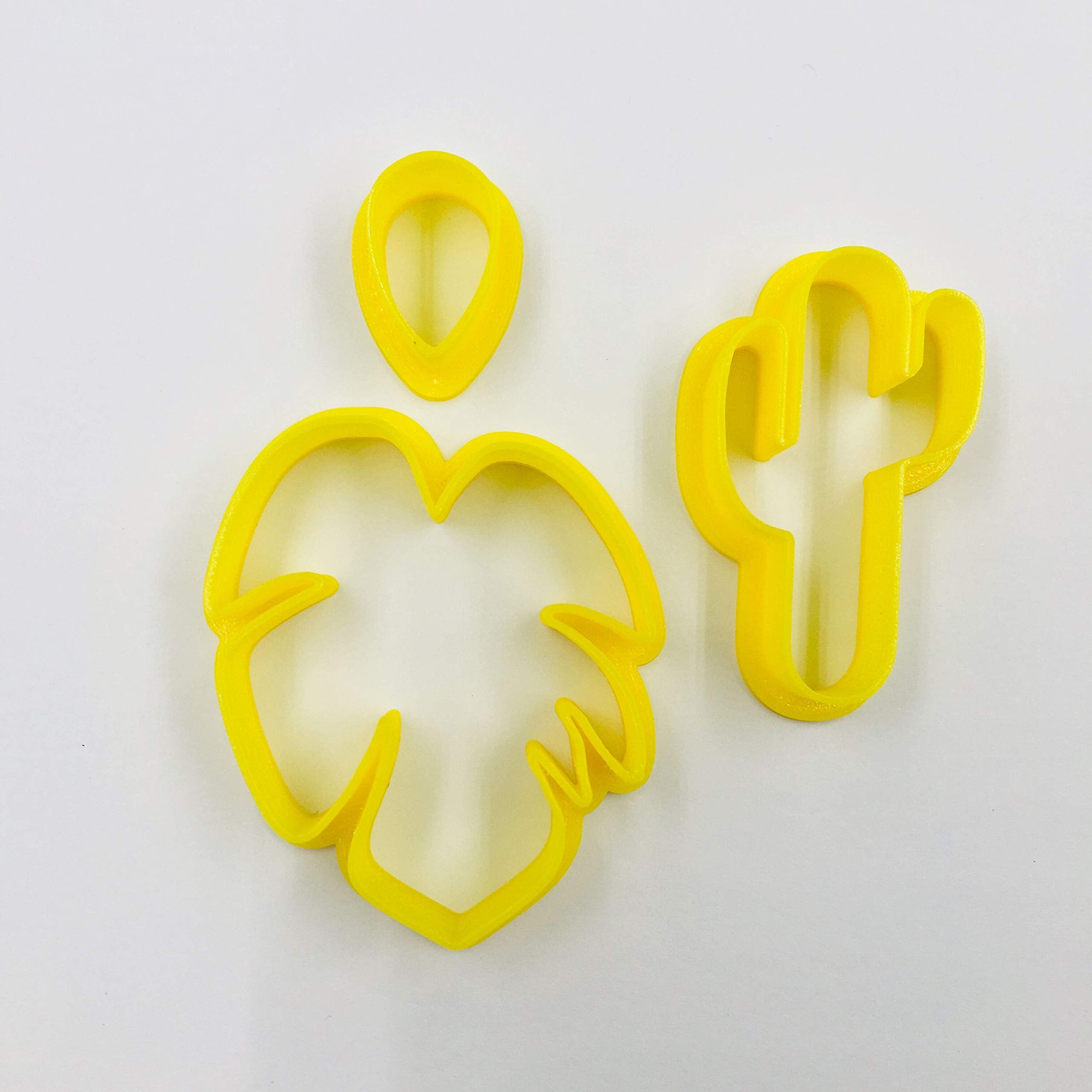 Chenrui Set Of 3 Cactus Tropical Leaf Hear Shaped Polymer Clay Cutter Set, Chocolate Molds