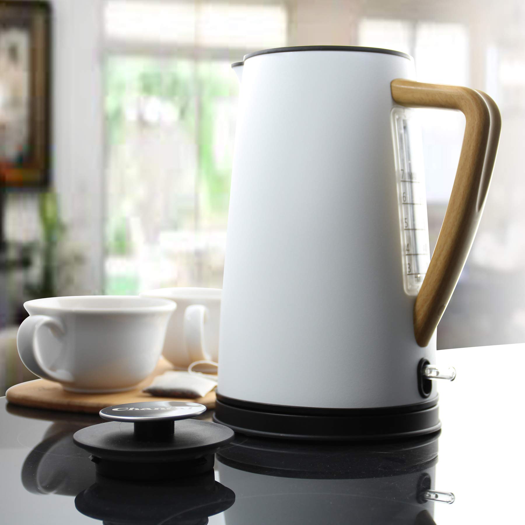 Chantal Oslo Cordless Electric Kettle, 18 Quart, Matte White