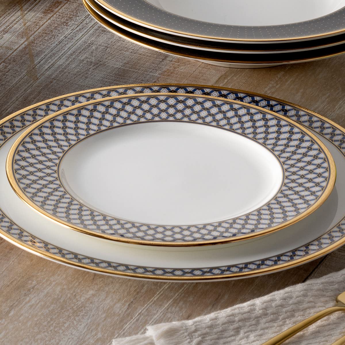 Noritake Blueshire 5-Piece Place Dinnerware Setting in Blue/White
