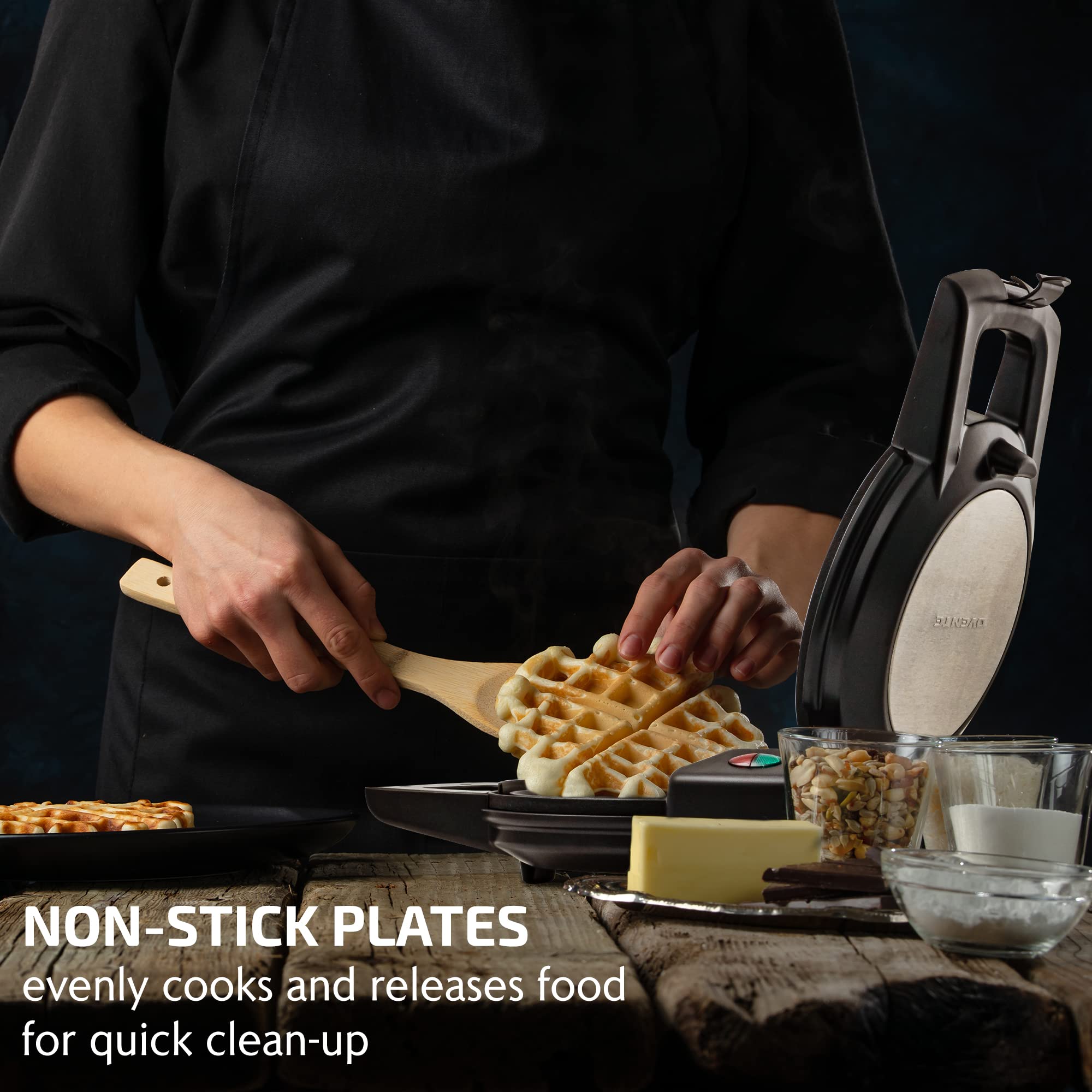 OVENTE Belgian Waffle Maker with Non-Stick Plates  180?Rotating Function and Cool Touch Handle for Easy Single Flip  Perfect for Cooking 7?Classic Waffles for Breakfast or Snacks  Black WMF1440BR