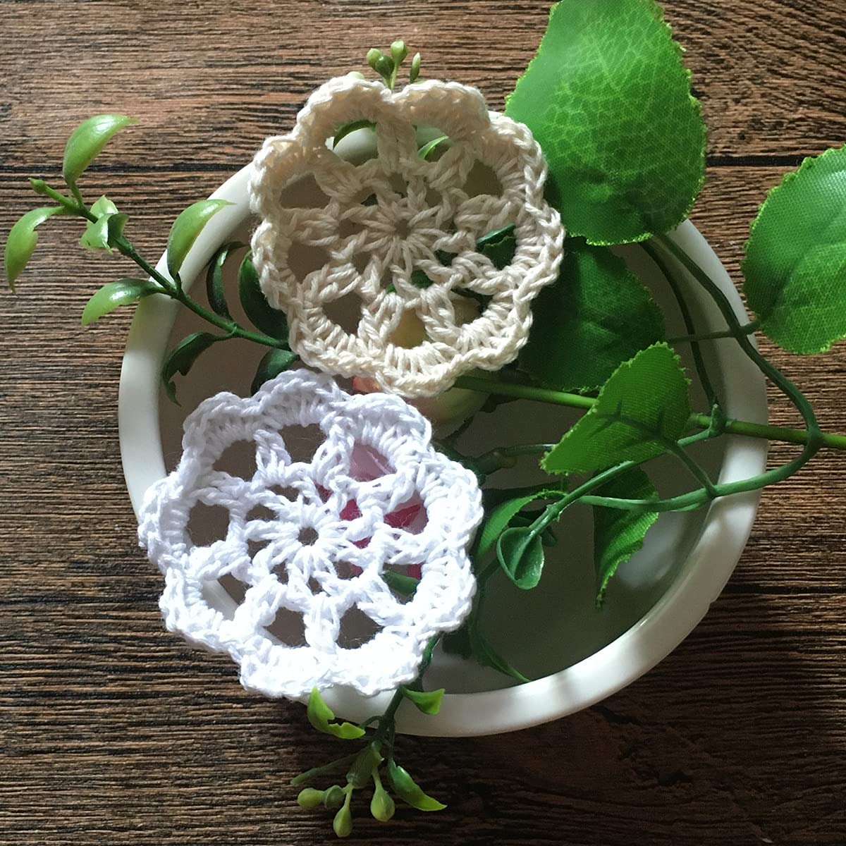 Mindplus Super Mini Doilies 1-2 Inches White Beige Cotton Small Hand Crochet Petals Lace Doilies For Crafts,Set Of 18