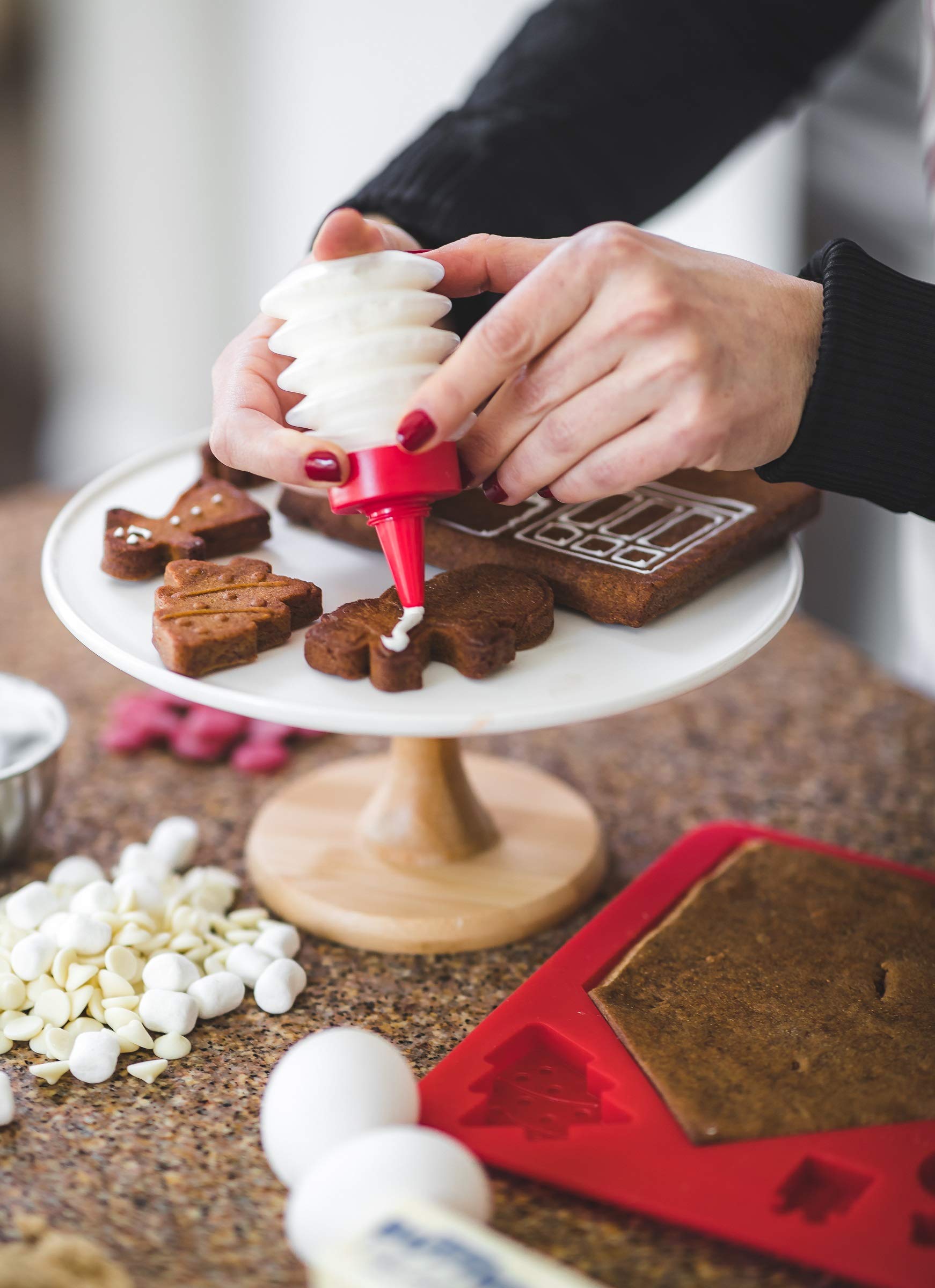 Handstand Kitchen Gingerbread House 5-Piece Real Baking Set With Recipes