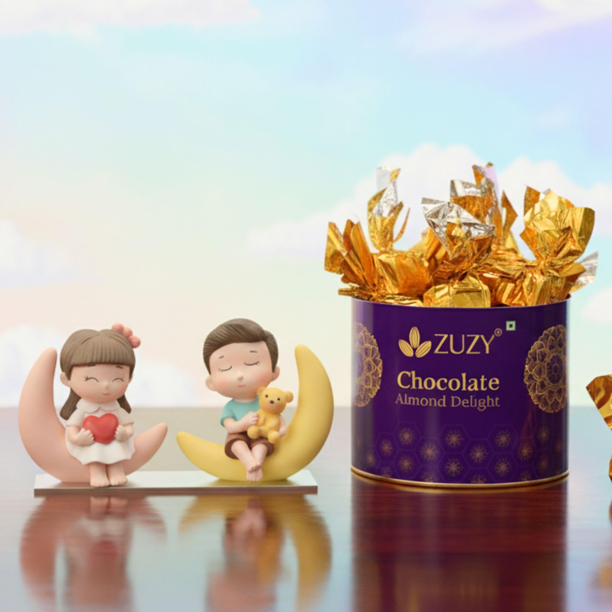 Ecraftindia Romantic Moon Couple Statue Miniature Love Showpiece | Zuzy Almond Chocolates Gift Box | Valentine Gift For Girlfrie