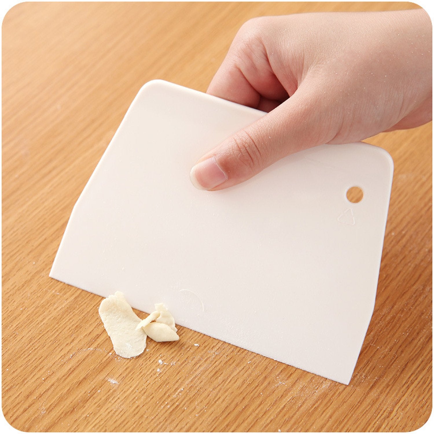 Gucuji Large Cake Scraper Pizza Dough Pastry Cutter